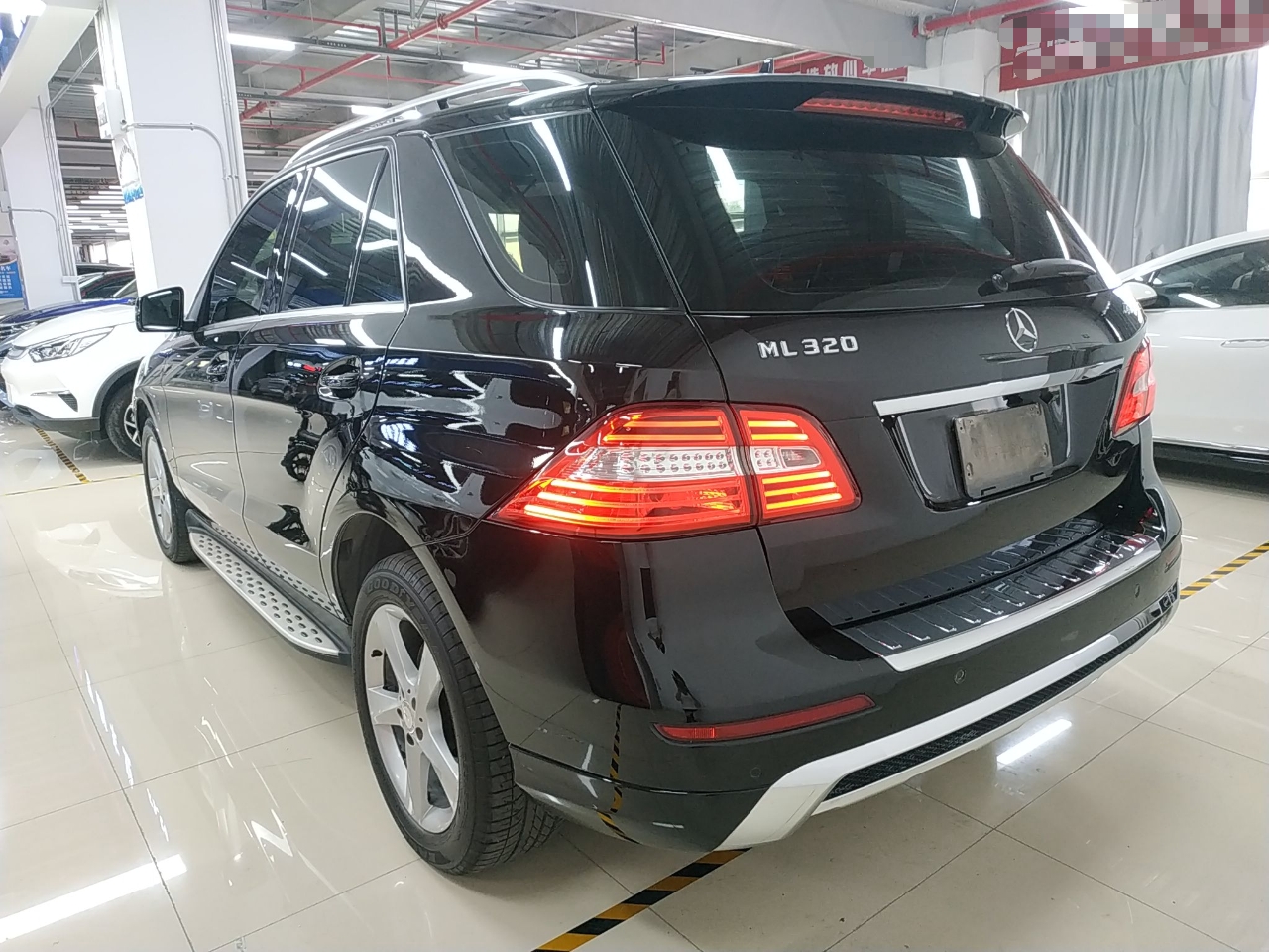 奔驰M级 2014款 ML 320 4MATIC(进口)