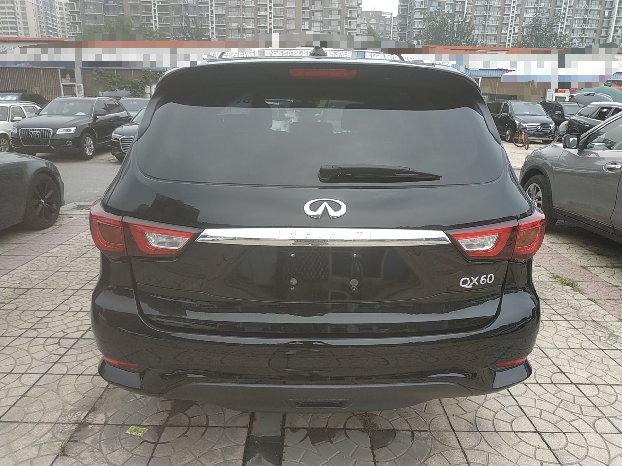 英菲尼迪QX60 2018款 2.5 S/C Hybrid 两驱冠军家庭版(进口)