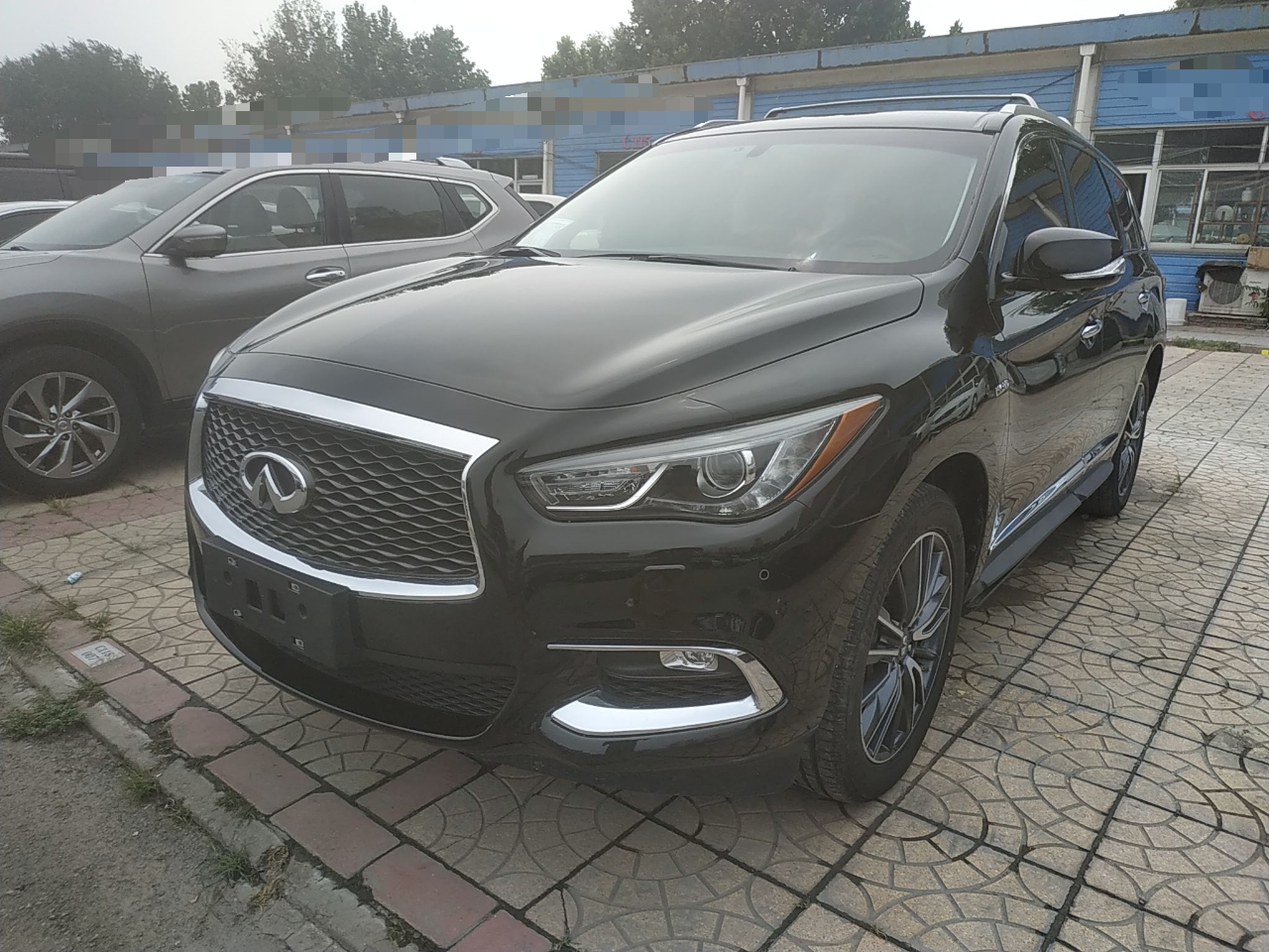 英菲尼迪QX60 2018款 2.5 S/C Hybrid 两驱冠军家庭版(进口)