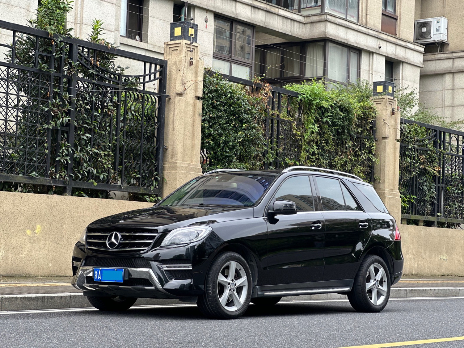 奔驰M级 2014款 ML 320 4MATIC(进口)