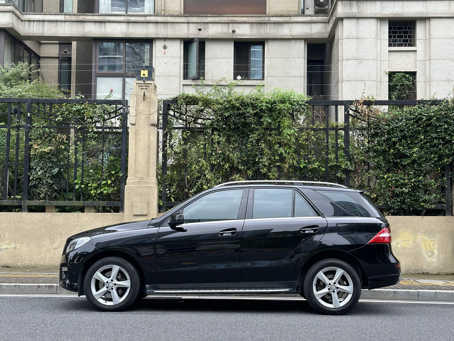 奔驰M级 2014款 ML 320 4MATIC(进口)