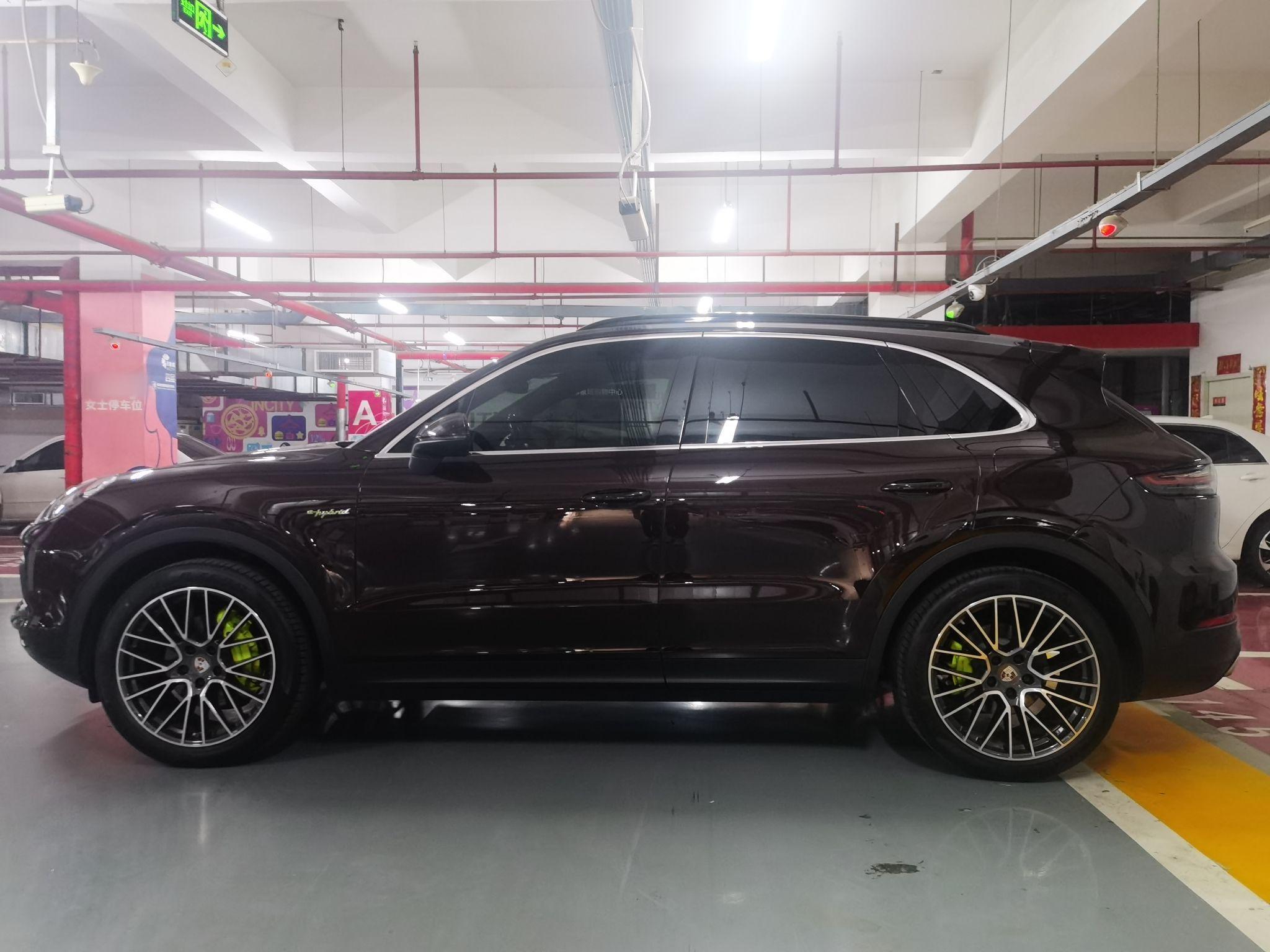 保时捷 Cayenne新能源 2020款 Cayenne E-Hybrid 2.0T