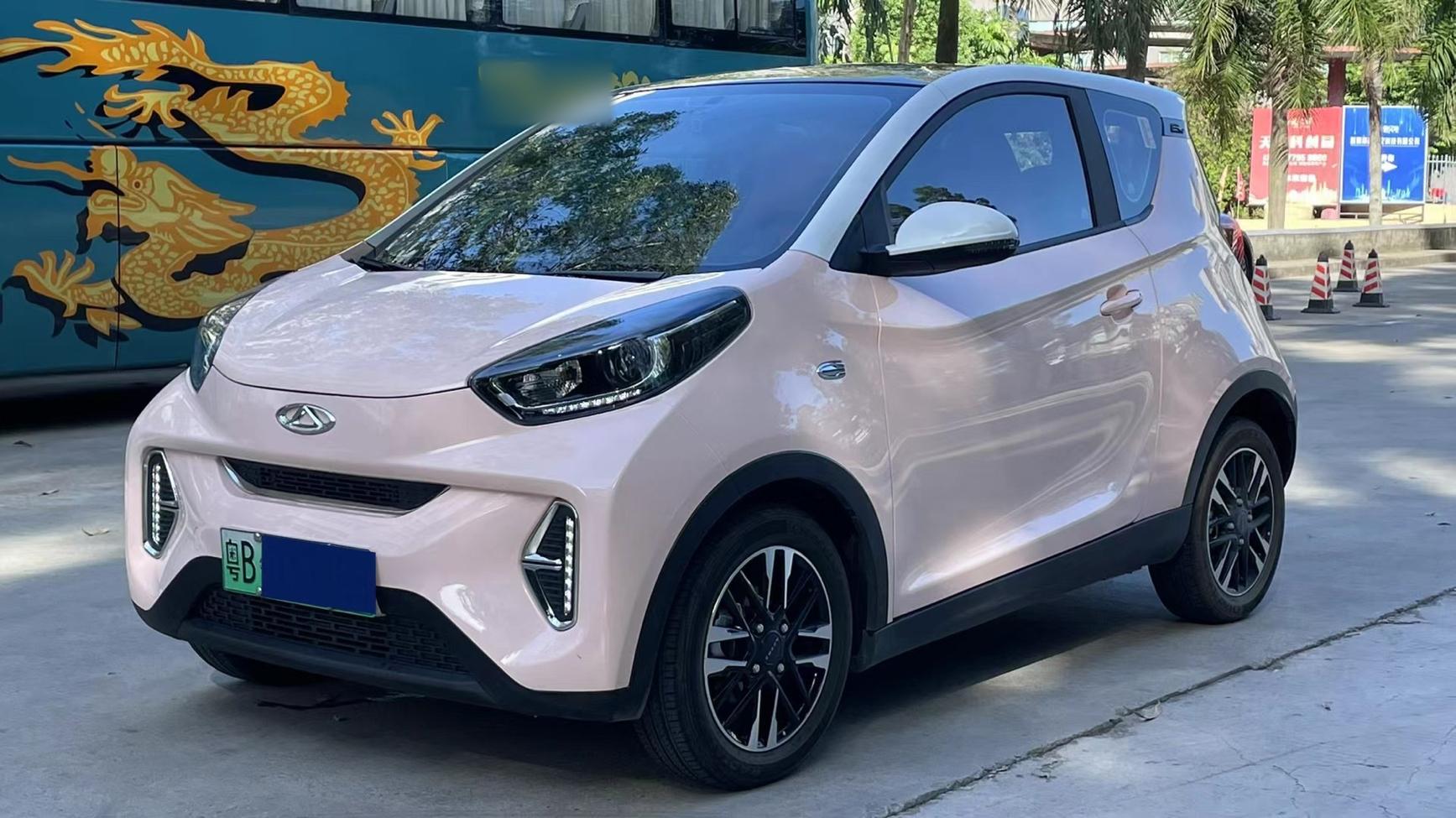 奇瑞新能源 小蚂蚁 2022款 改款 甜粉款 半糖版 磷酸铁锂 30.7kWh 30kW 301km