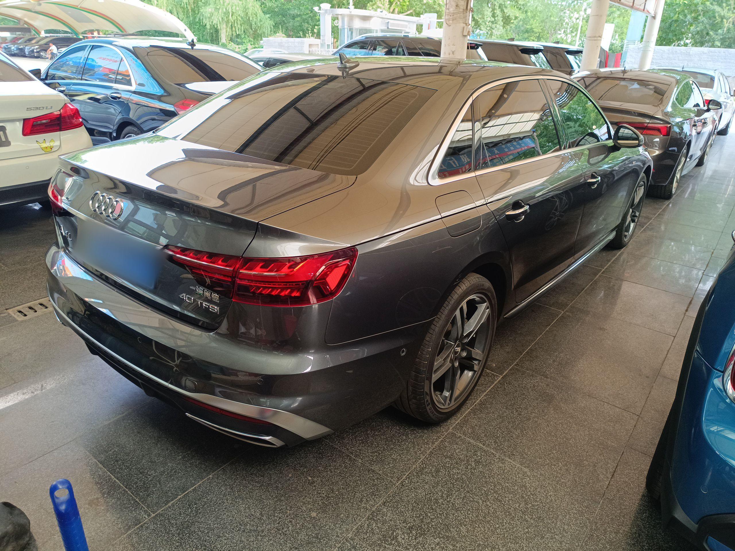 奥迪A4L 2020款 40 TFSI 豪华动感型