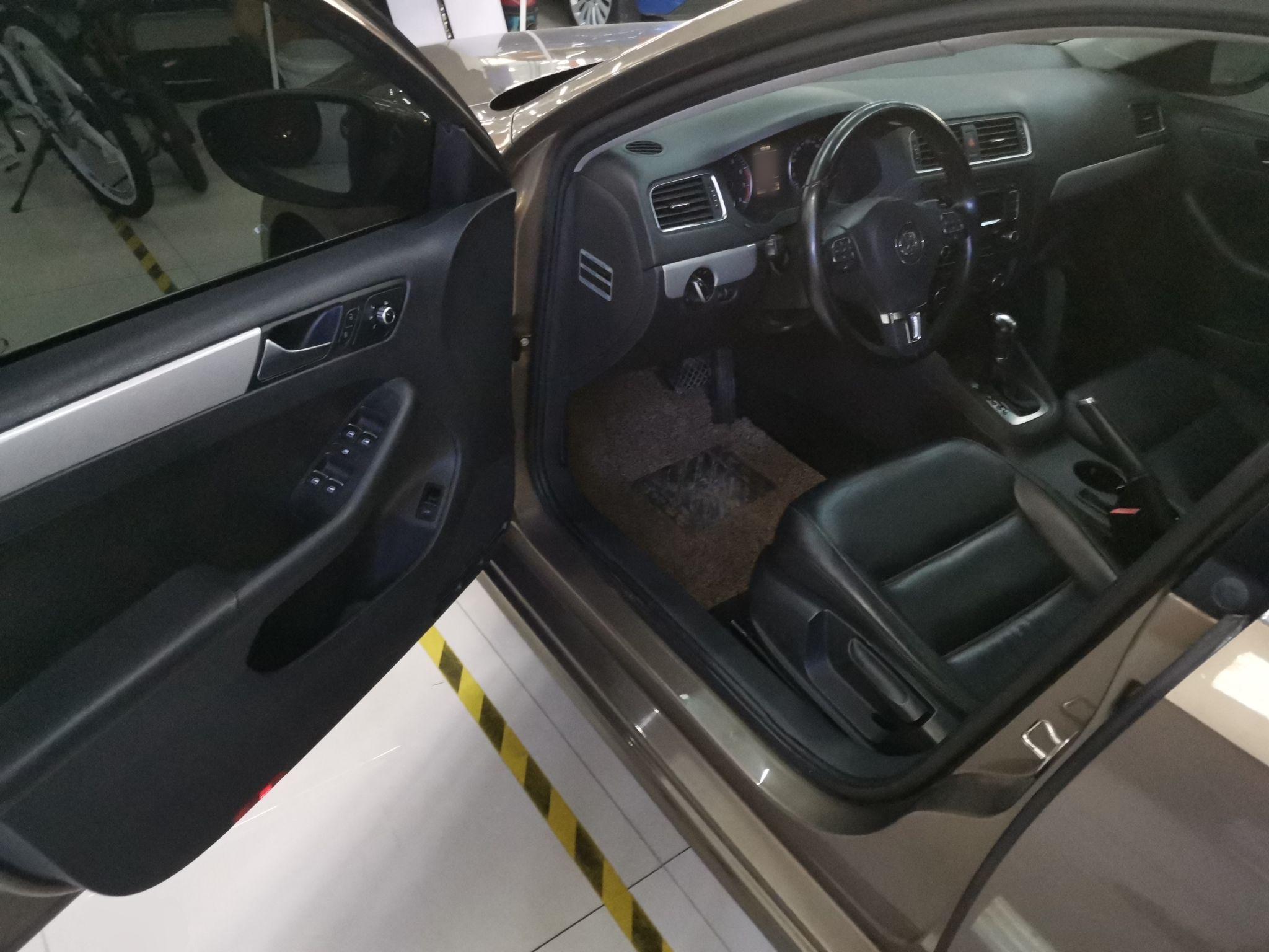 大众 速腾 2012款 1.4TSI 自动豪华型