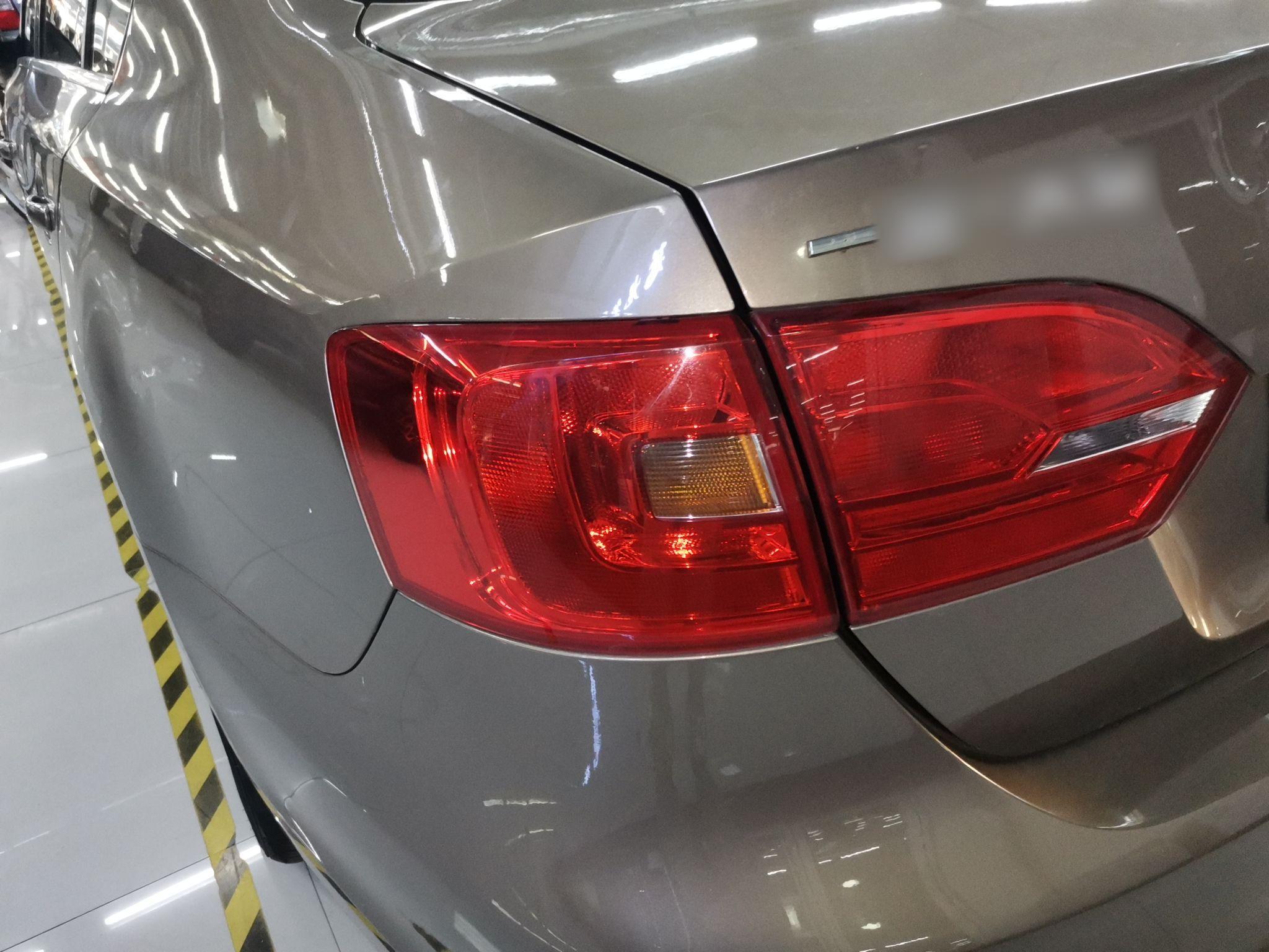 大众 速腾 2012款 1.4TSI 自动豪华型