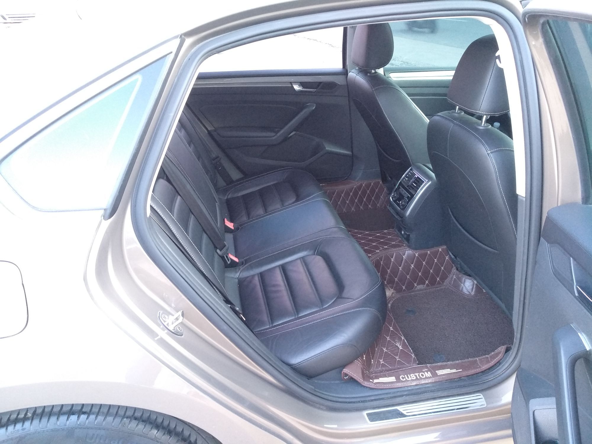 大众 帕萨特 2017款 330TSI DSG尊荣版