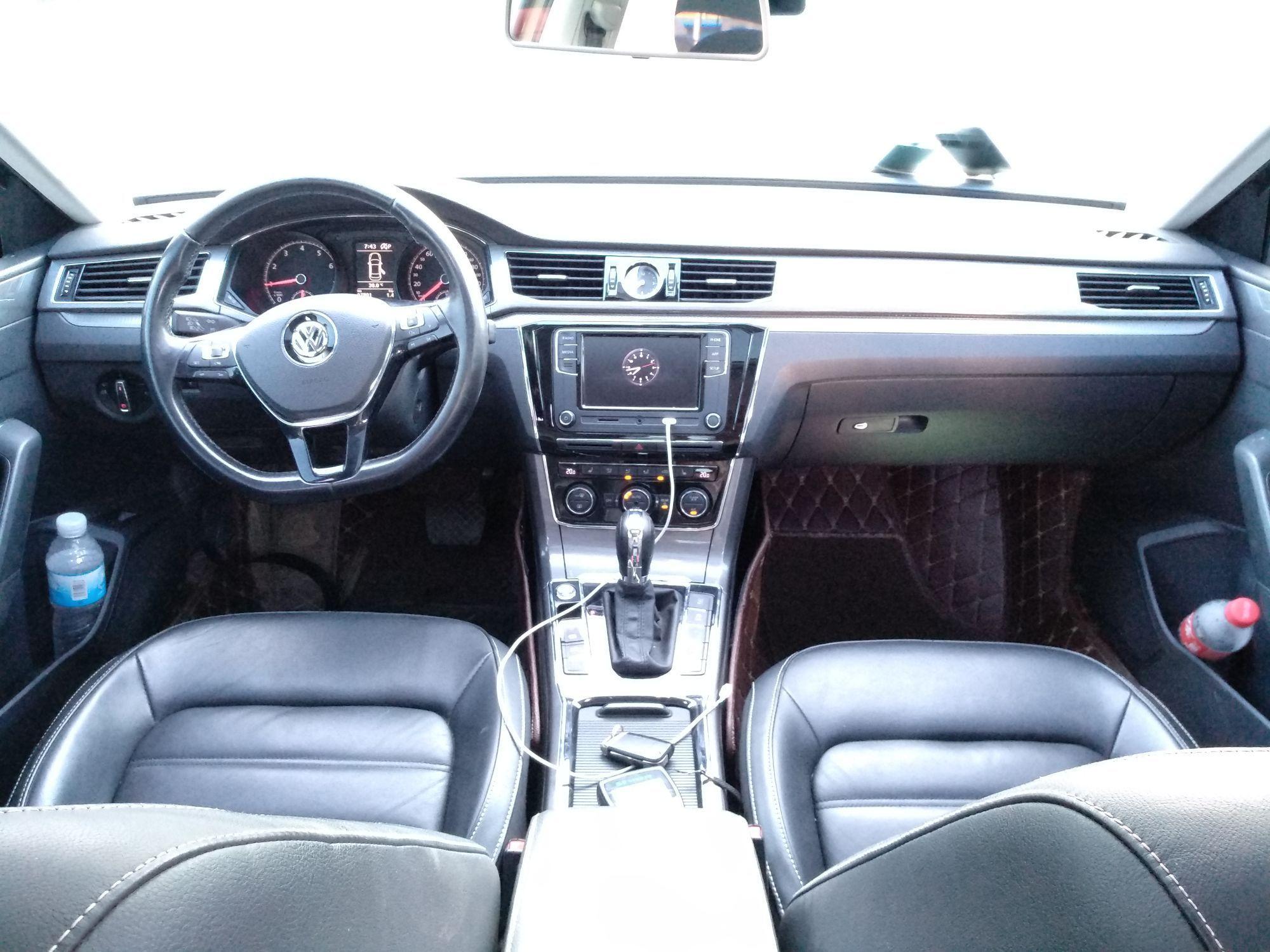 大众 帕萨特 2017款 330TSI DSG尊荣版