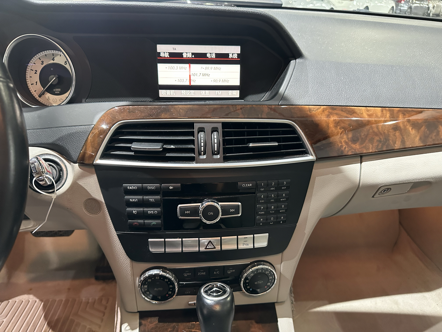 奔驰C级 2013款 C 260 CGI 优雅型