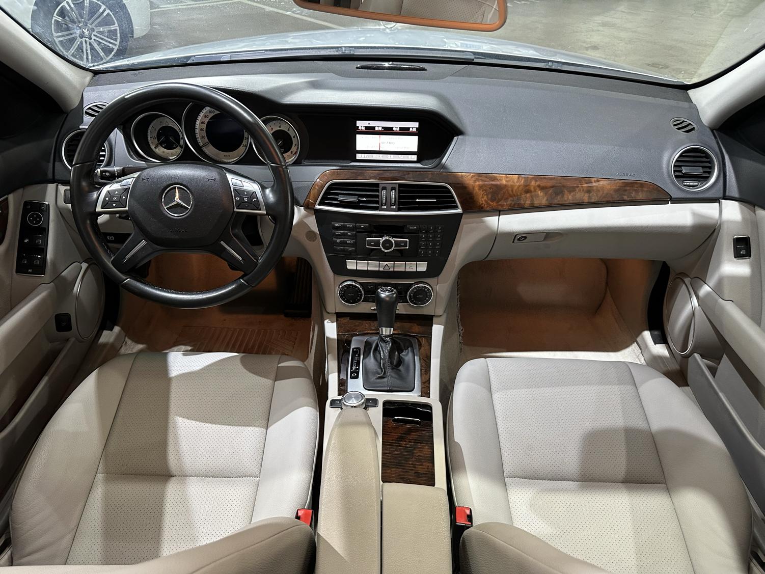 奔驰C级 2013款 C 260 CGI 优雅型