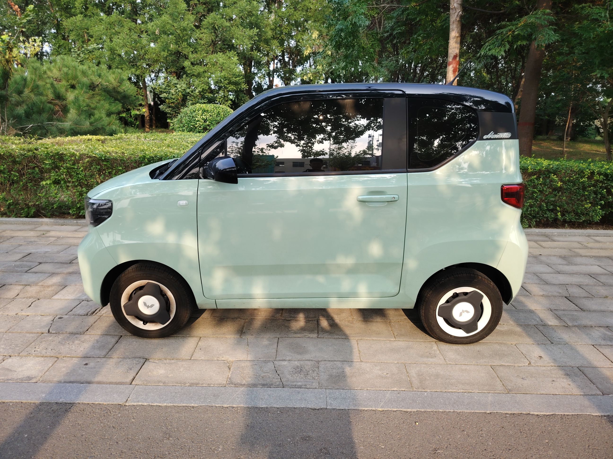 五菱汽车 宏光MINI EV 2022款 马卡龙臻享款 磷酸铁锂