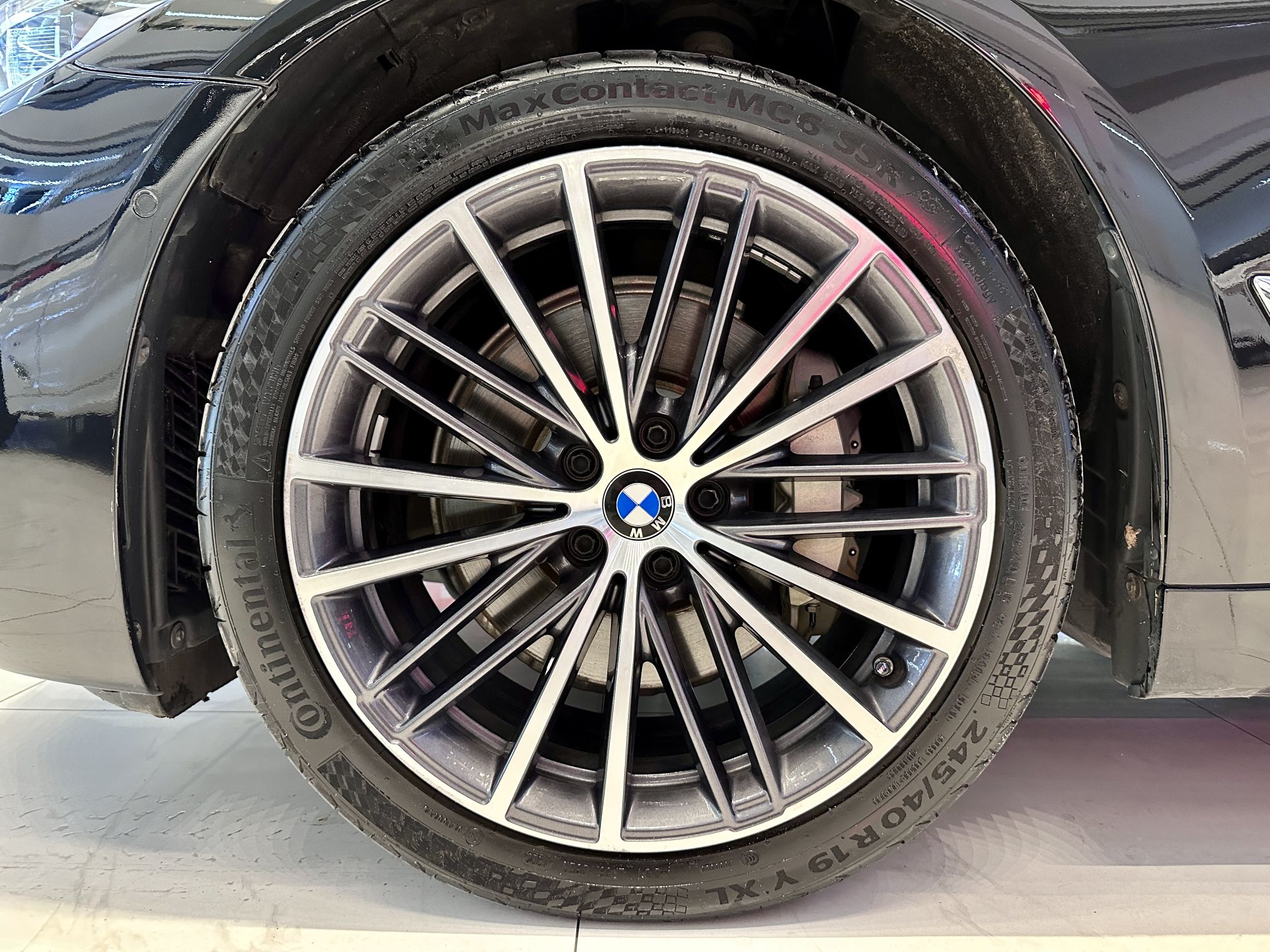 宝马5系 2020款 530Li 领先型 M运动套装