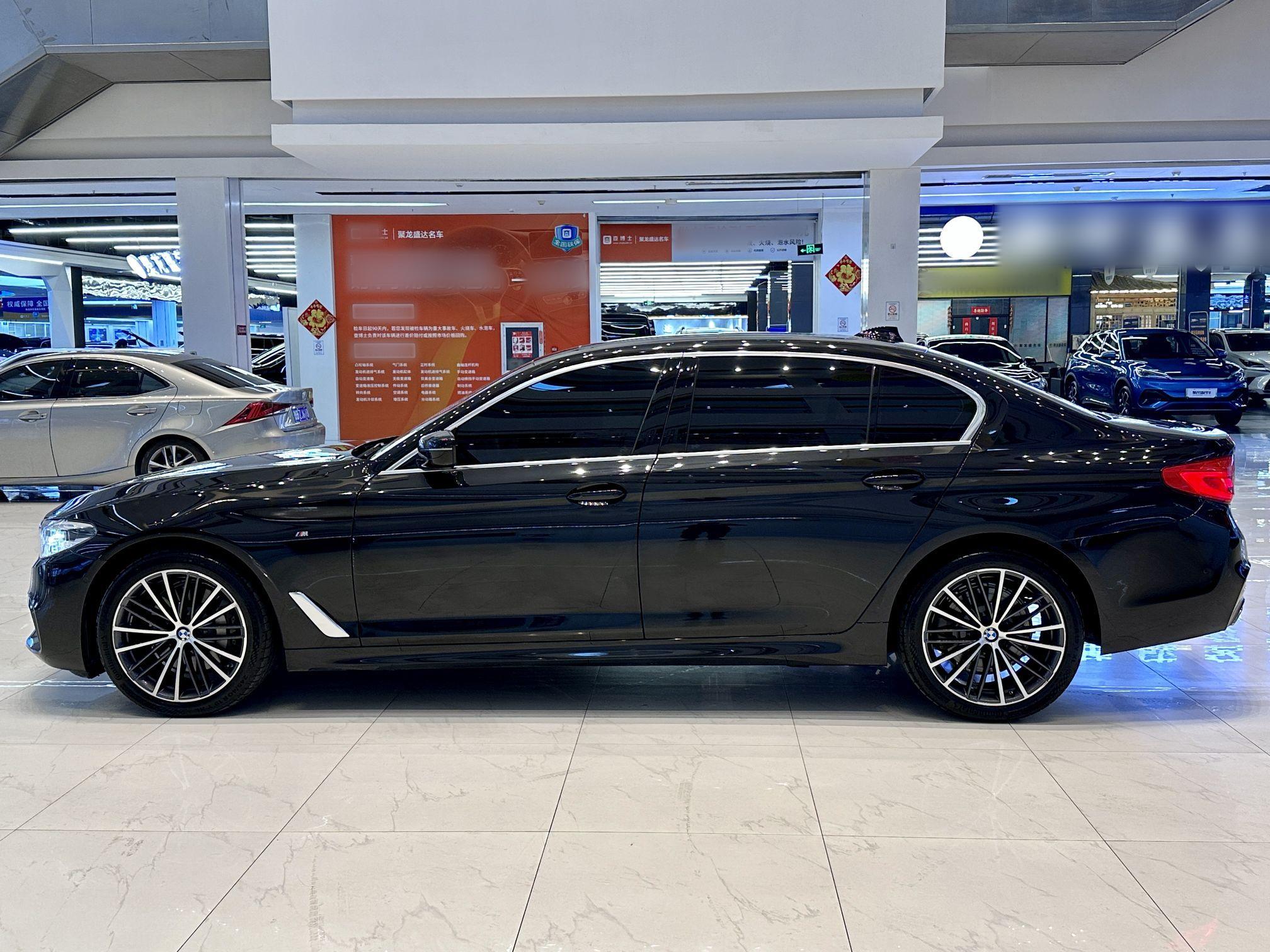 宝马5系 2020款 530Li 领先型 M运动套装