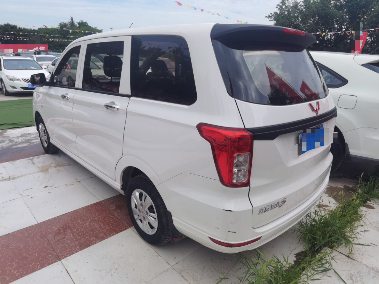 五菱汽车 五菱宏光 2019款 1.5L S基本型国VI LAR