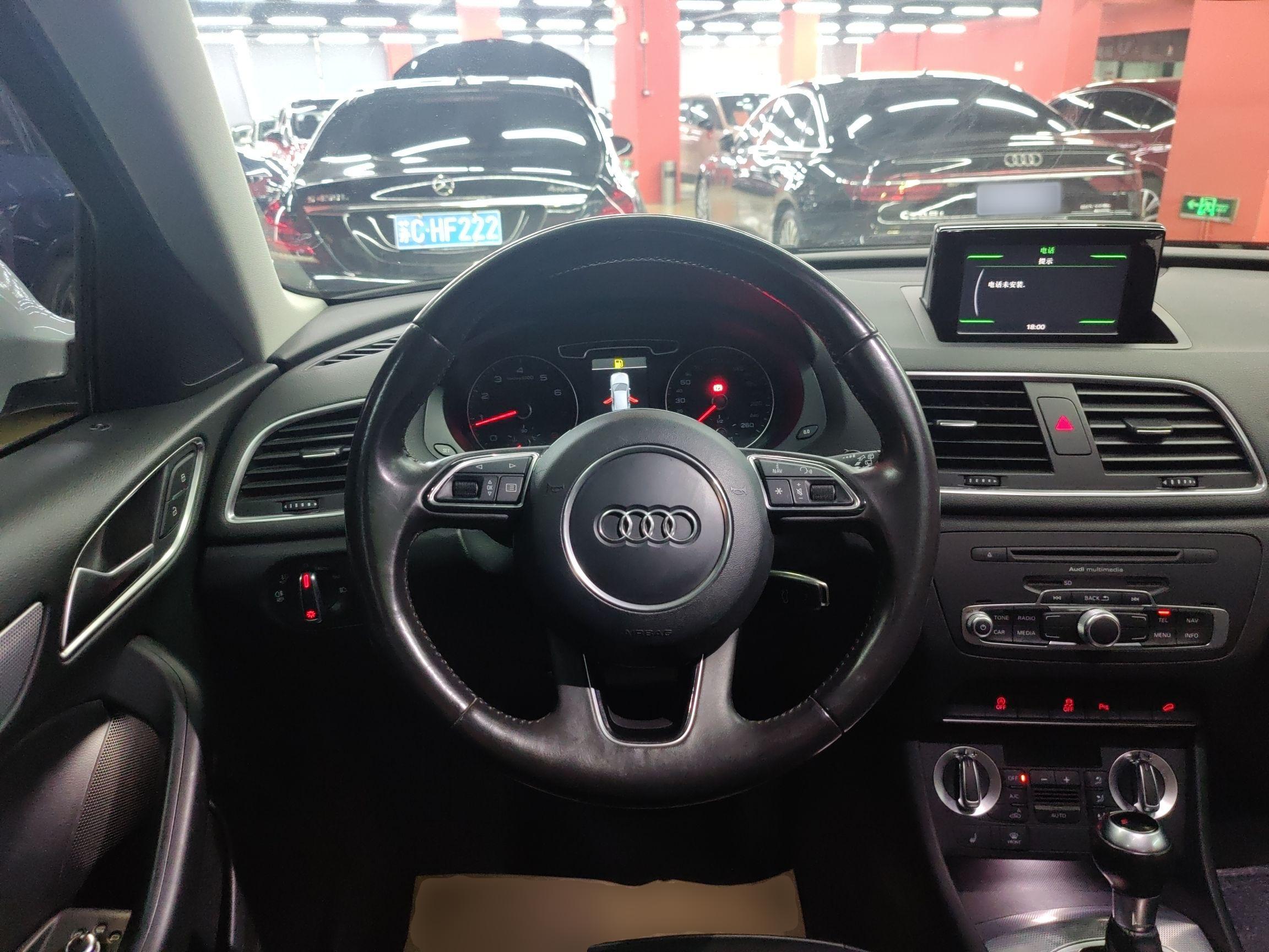 奥迪Q3 2015款 35 TFSI quattro 技术型