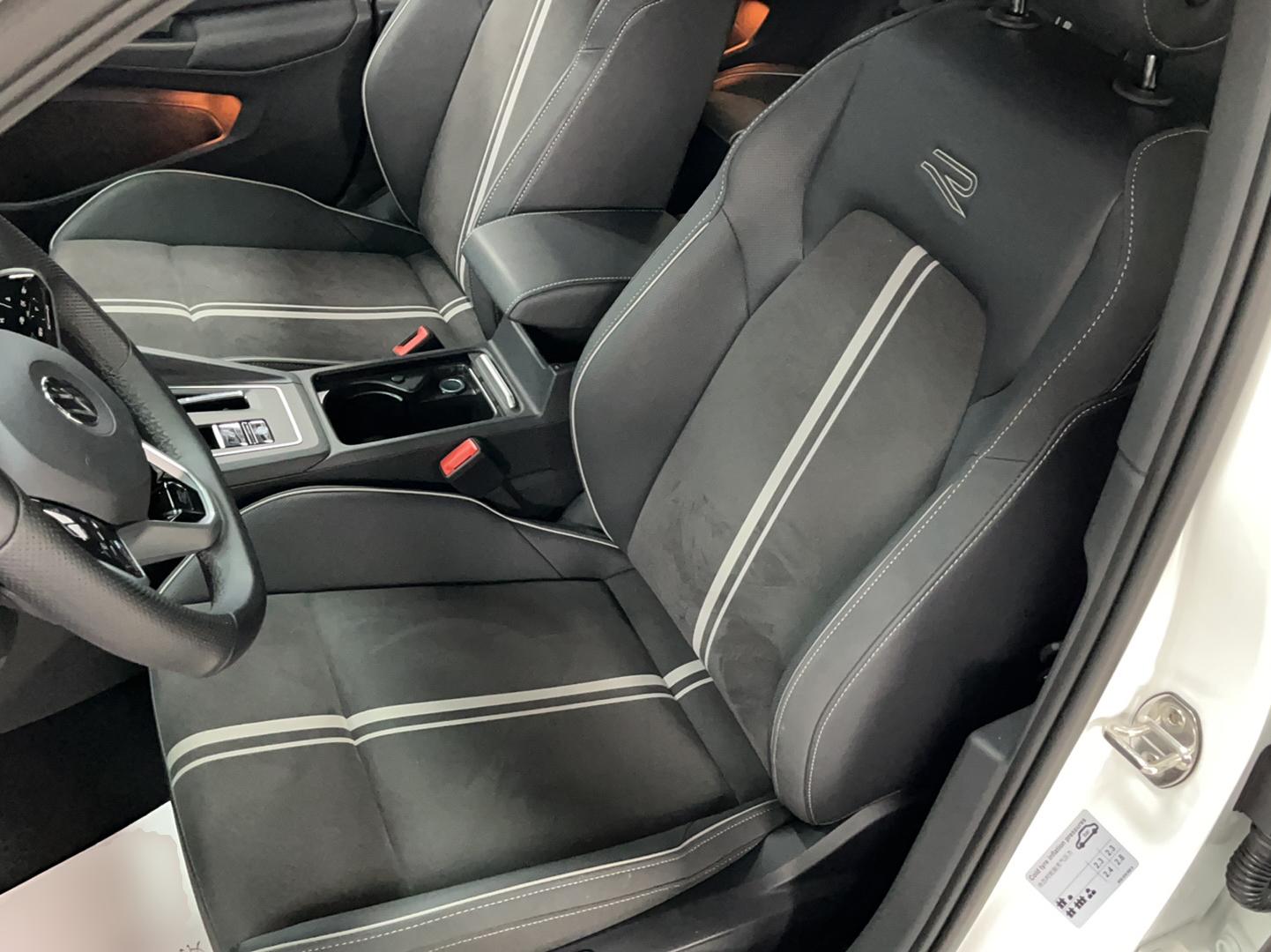 大众 高尔夫 2023款 280TSI DSG R-Line Lite