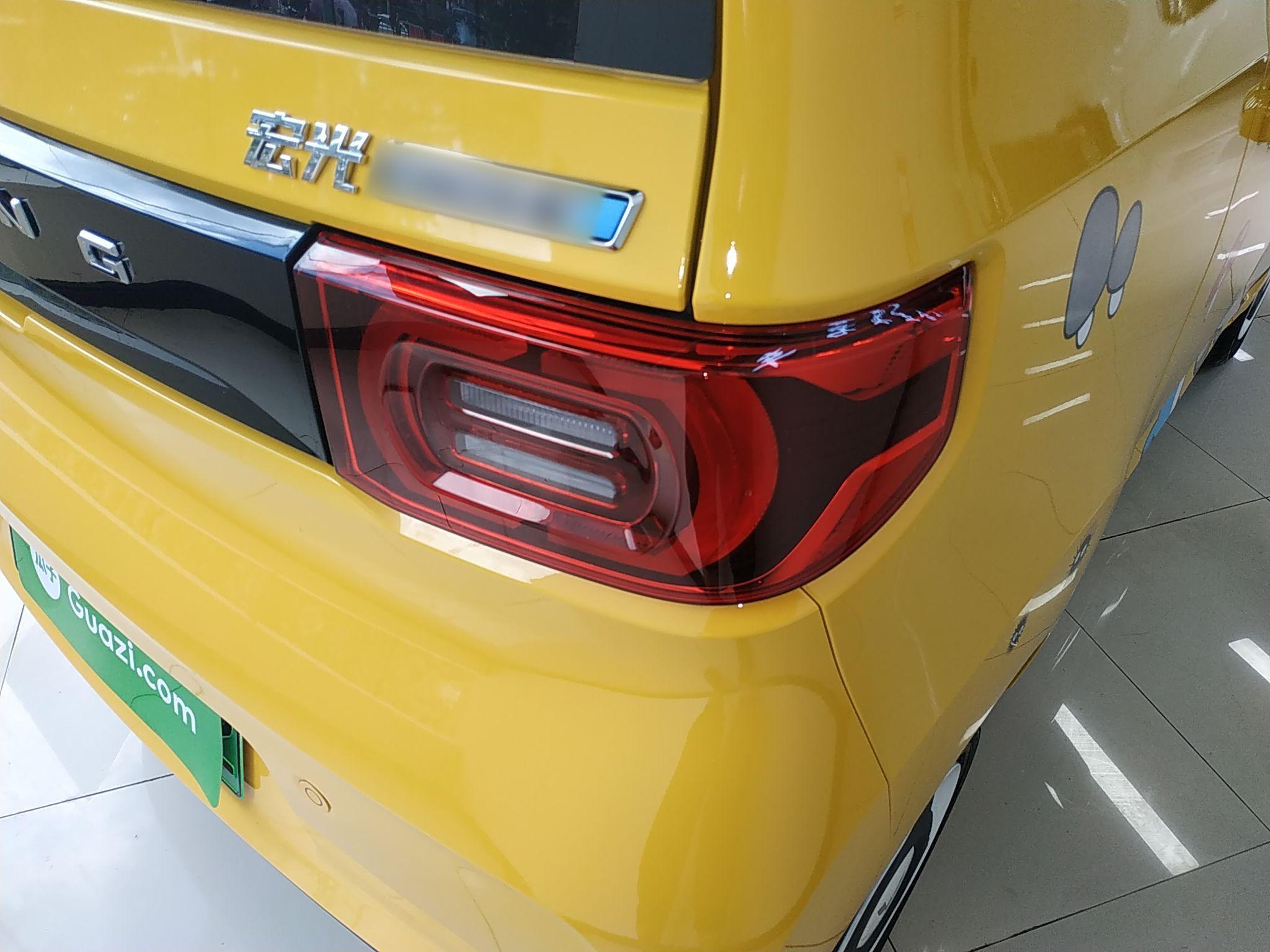 五菱汽车 宏光MINI EV 2022款 马卡龙臻享款 磷酸铁锂