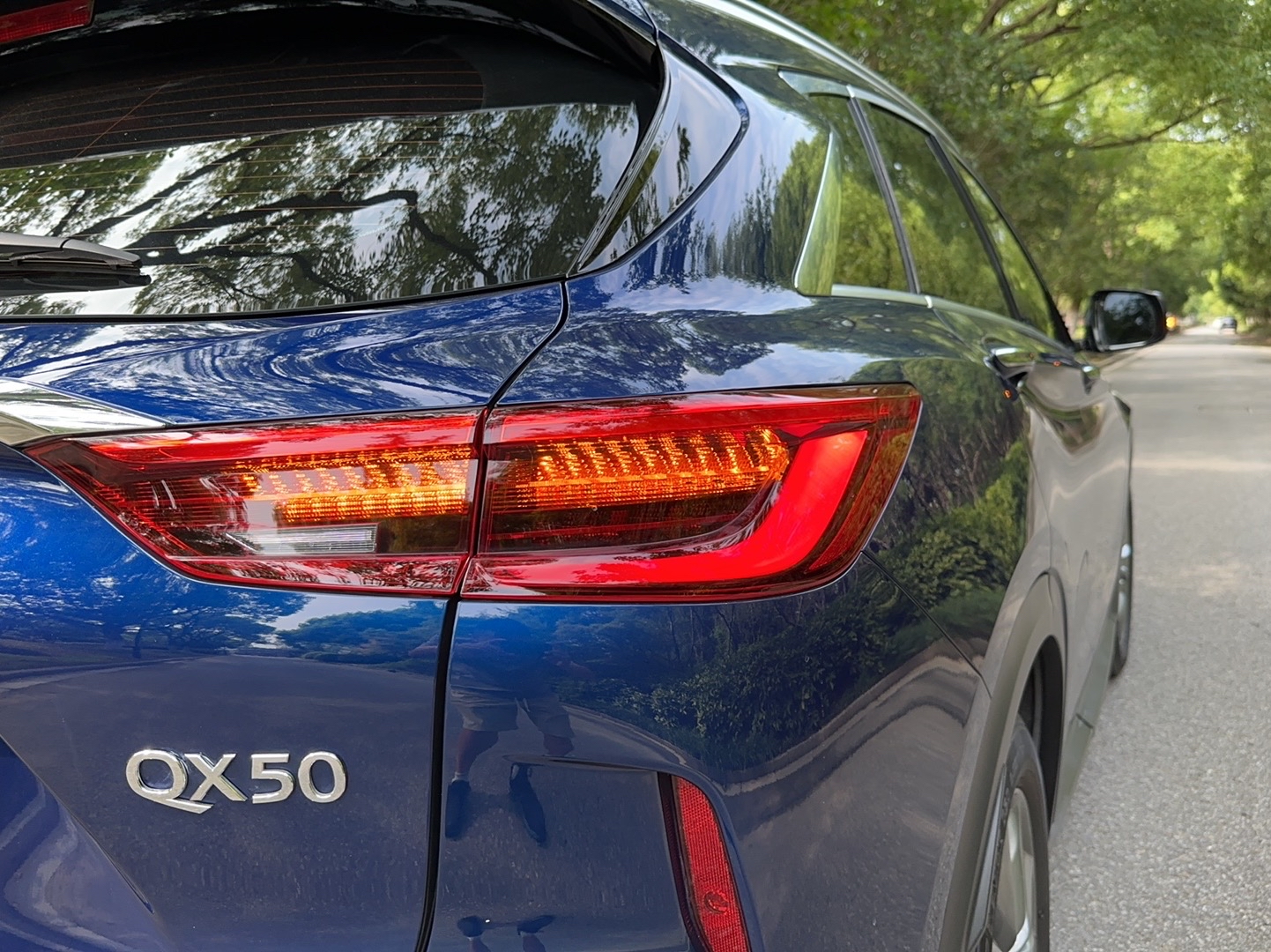 英菲尼迪QX50 2020款 改款 2.0T 四驱菁英版