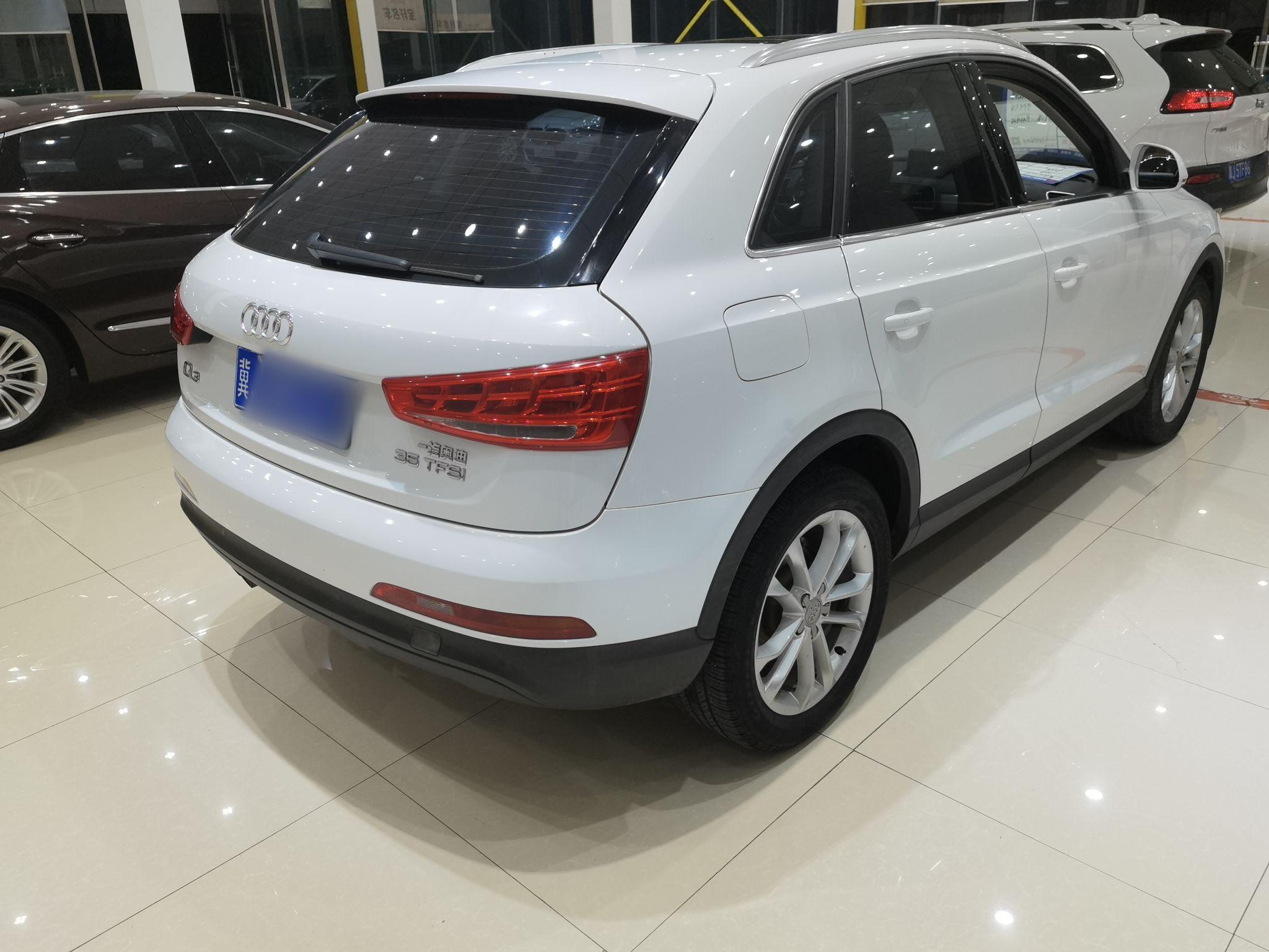 奥迪Q3 2015款 35 TFSI 进取型