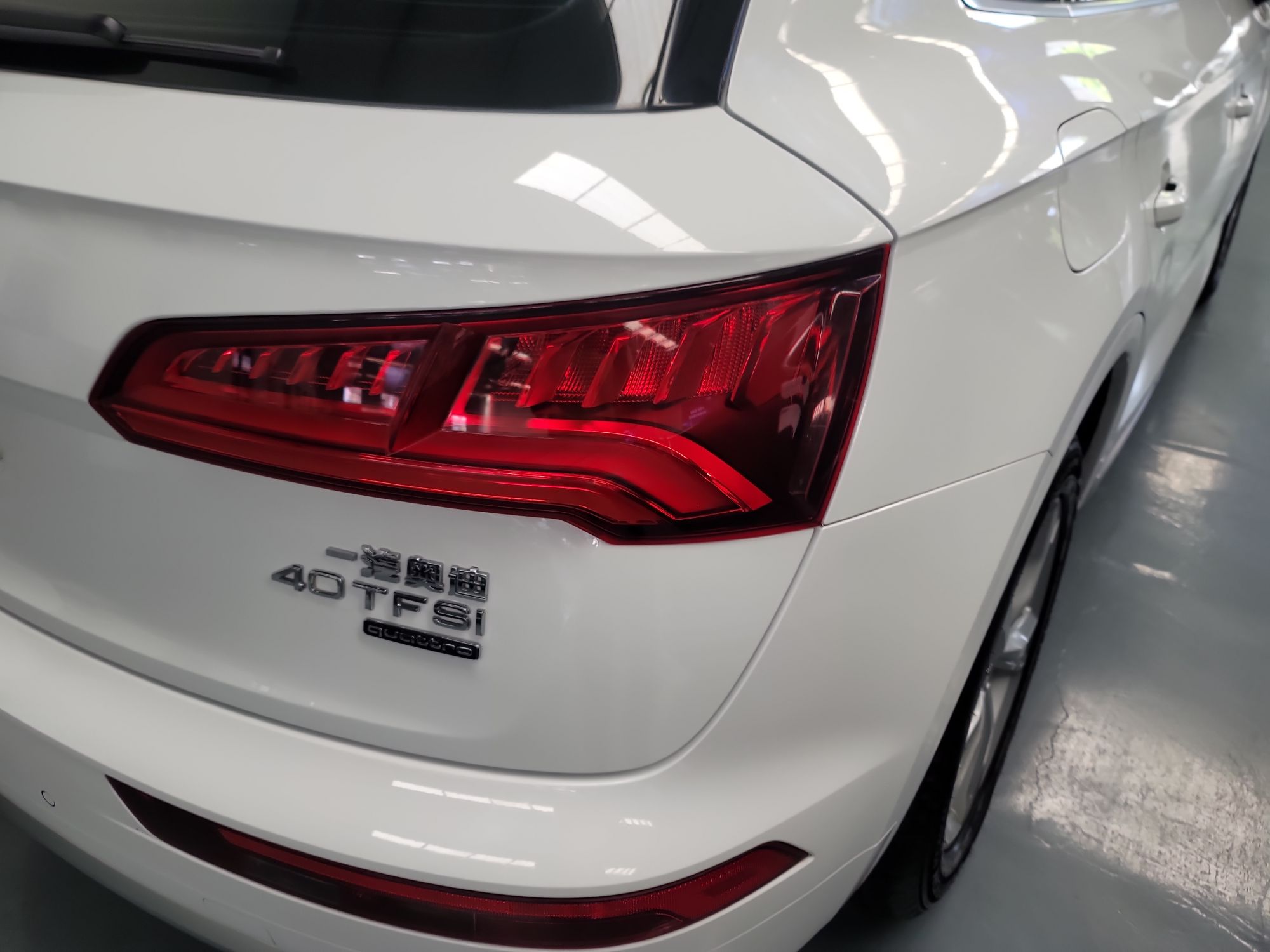 奥迪Q5L 2018款 40 TFSI 荣享进取型 国VI