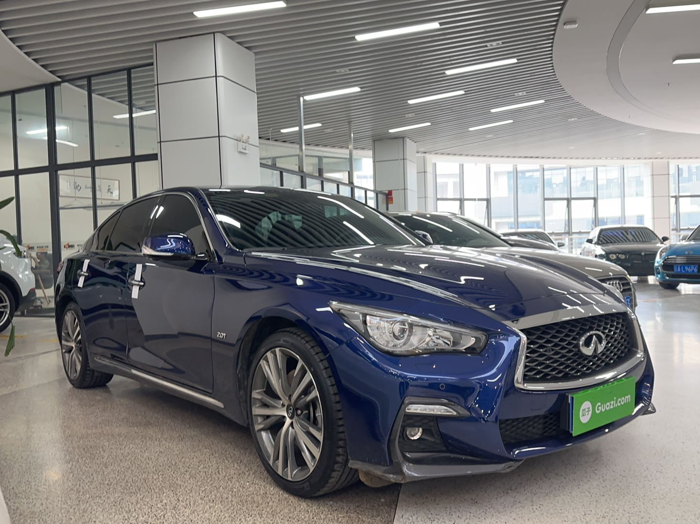 英菲尼迪Q50L 2018款 2.0T 豪华运动版 国V