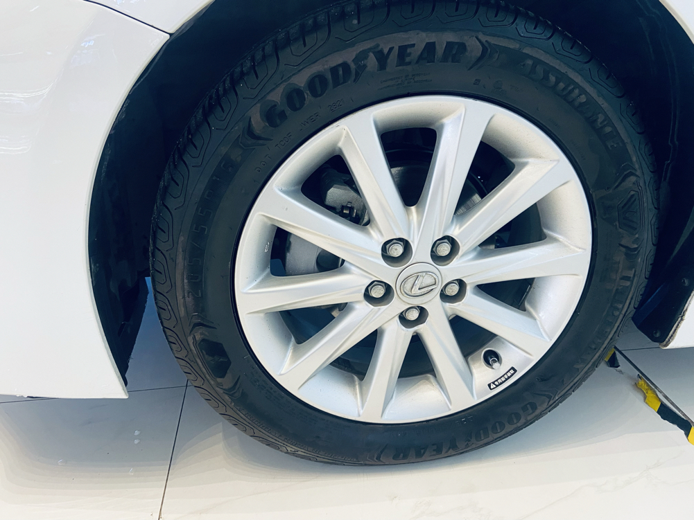 雷克萨斯CT 2012款 CT200h 精英版