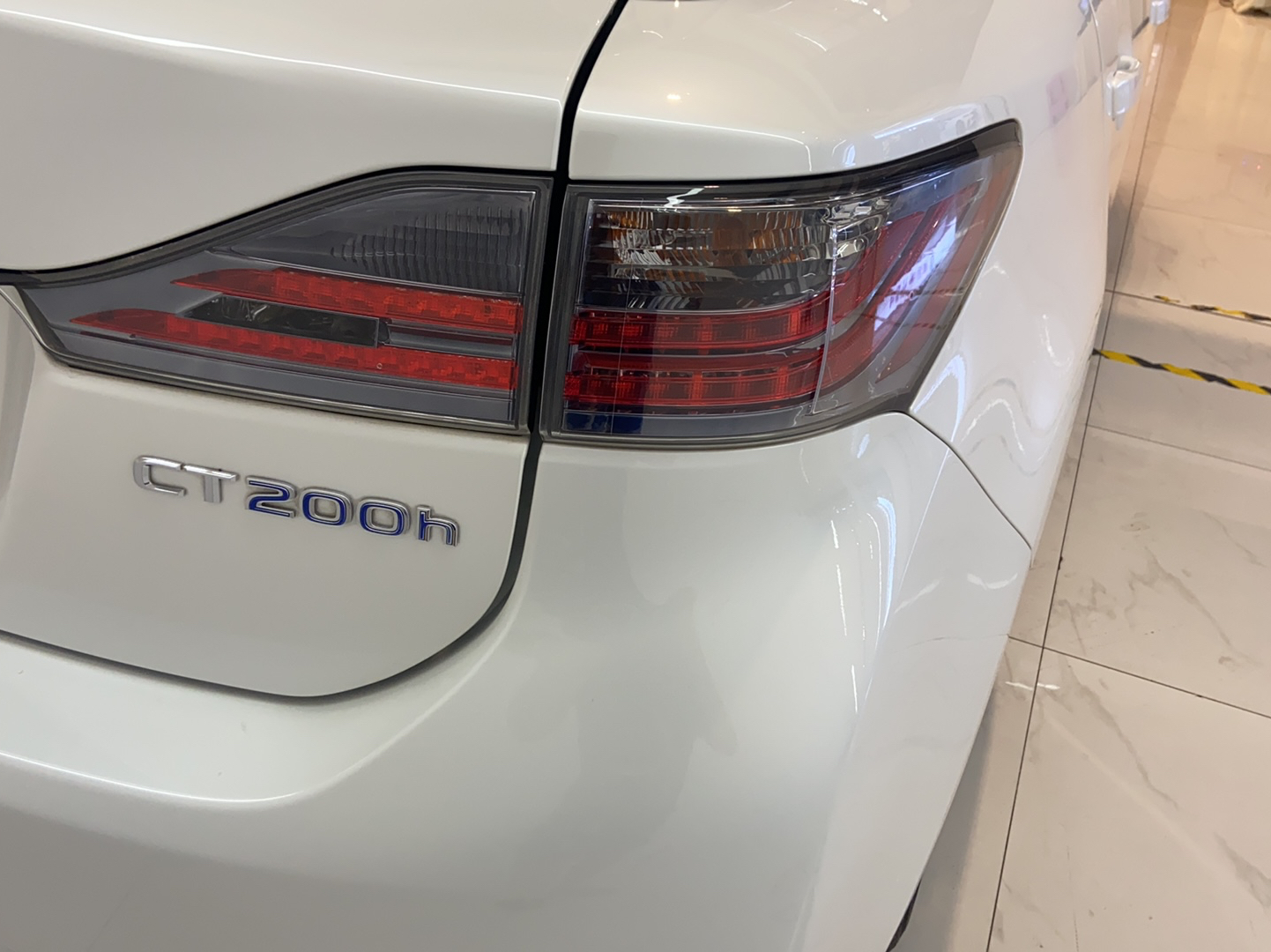 雷克萨斯CT 2012款 CT200h 精英版