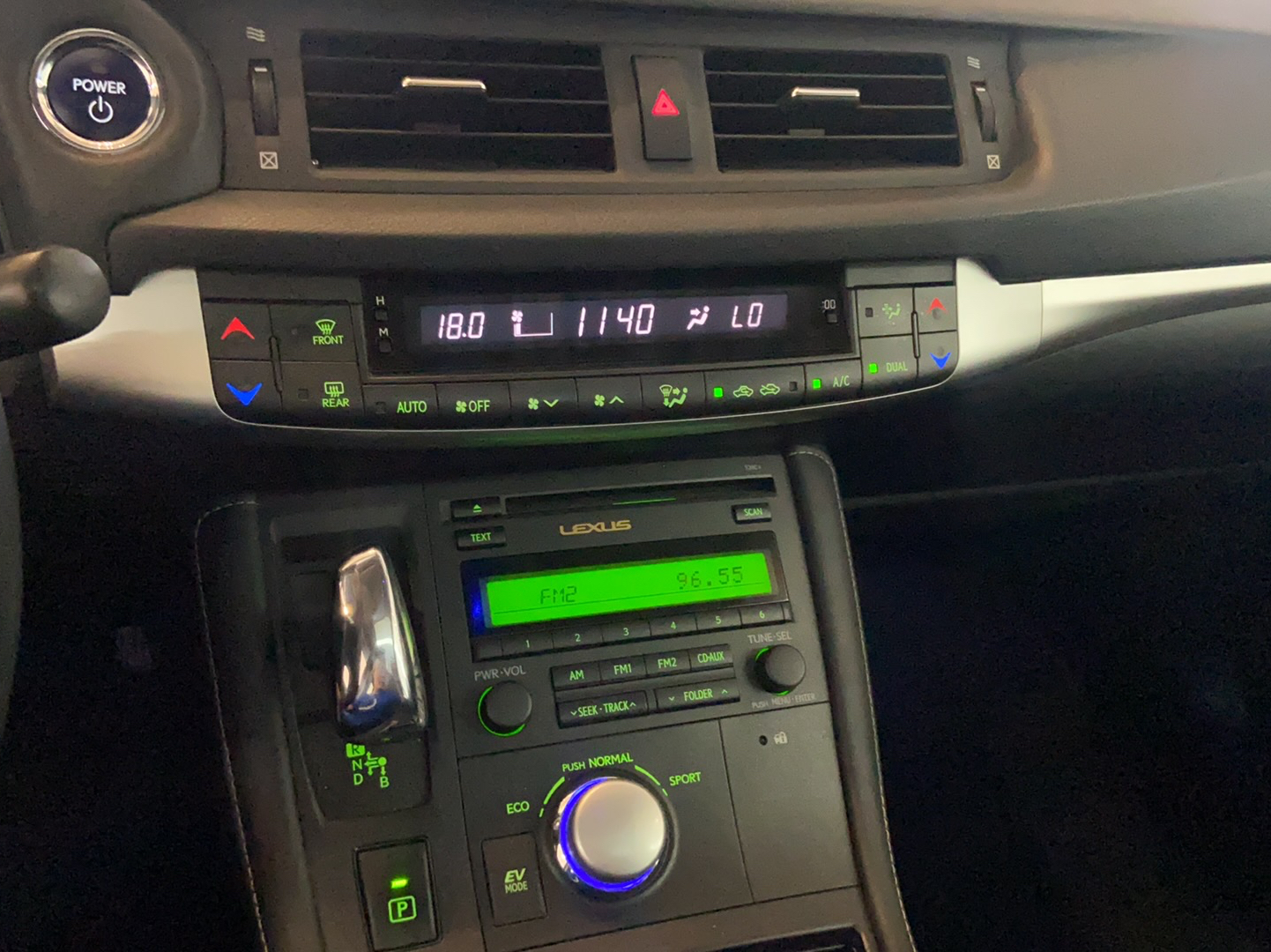 雷克萨斯CT 2012款 CT200h 精英版