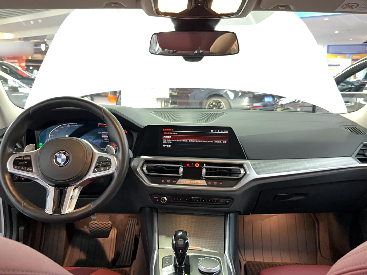 宝马3系 2021款 改款二 325i M运动曜夜套装