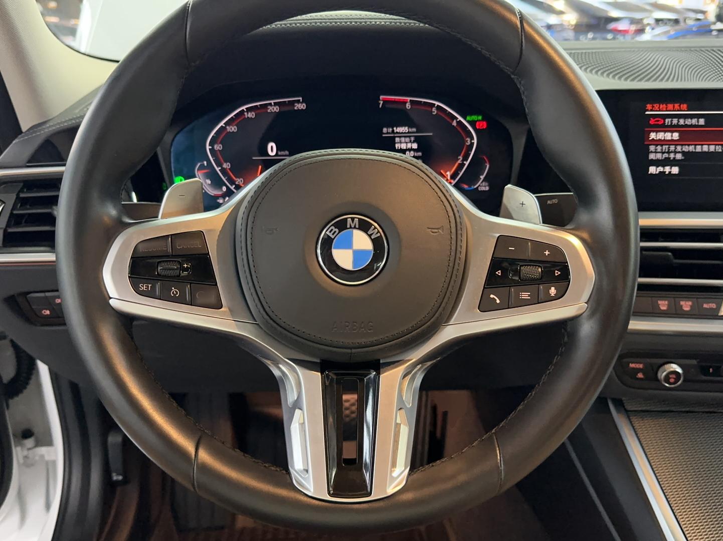 宝马3系 2021款 改款二 325i M运动曜夜套装