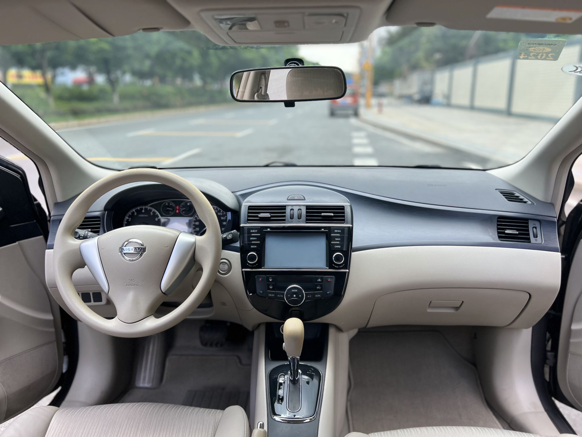 日产 骐达 2011款 1.6L CVT智能型