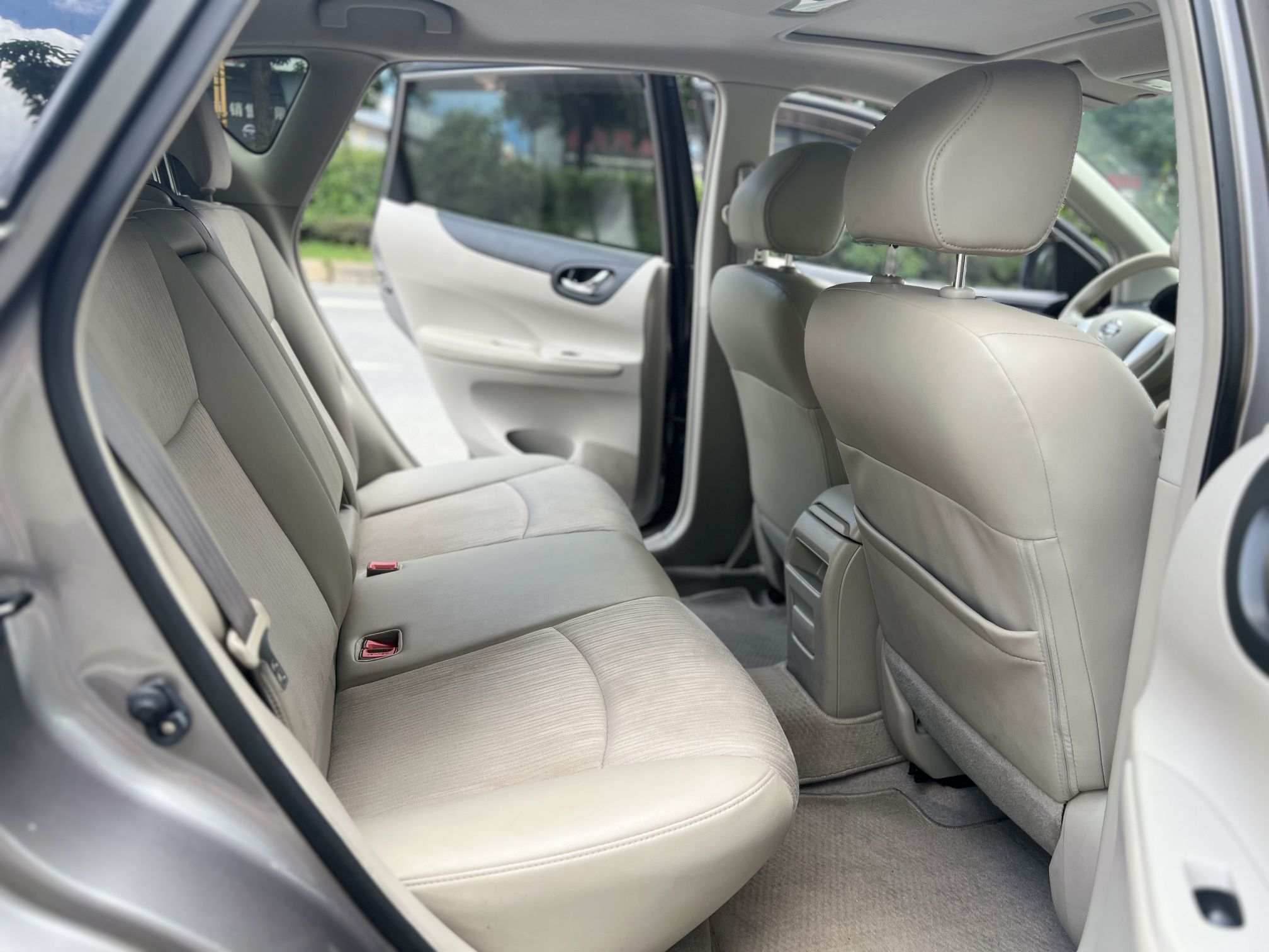 日产 骐达 2011款 1.6L CVT智能型