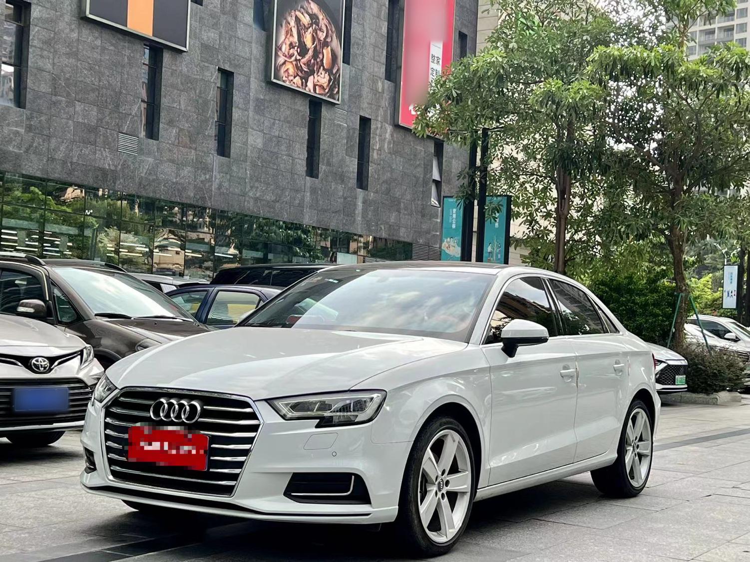 奥迪A3 2019款 Limousine 35 TFSI 风尚型 国VI