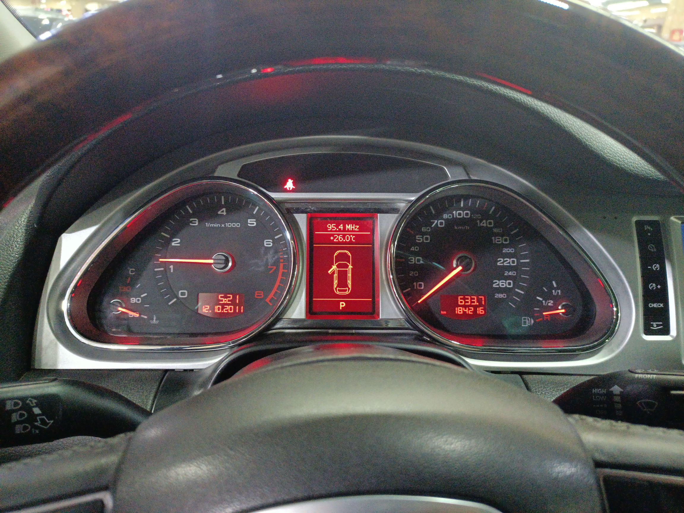 奥迪Q7 2011款 3.0 TFSI 进取型(200kW)(进口)