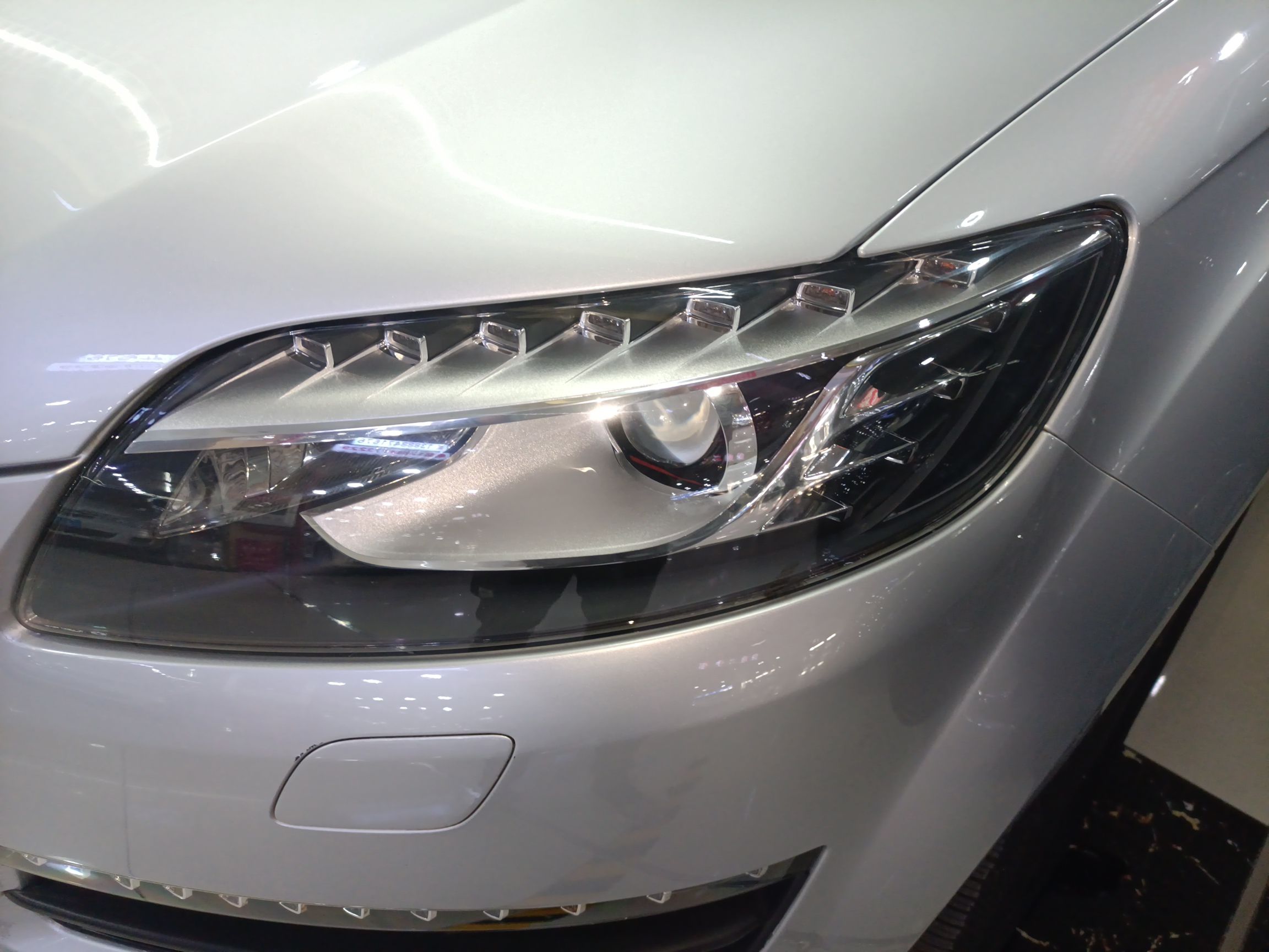 奥迪Q7 2011款 3.0 TFSI 进取型(200kW)(进口)