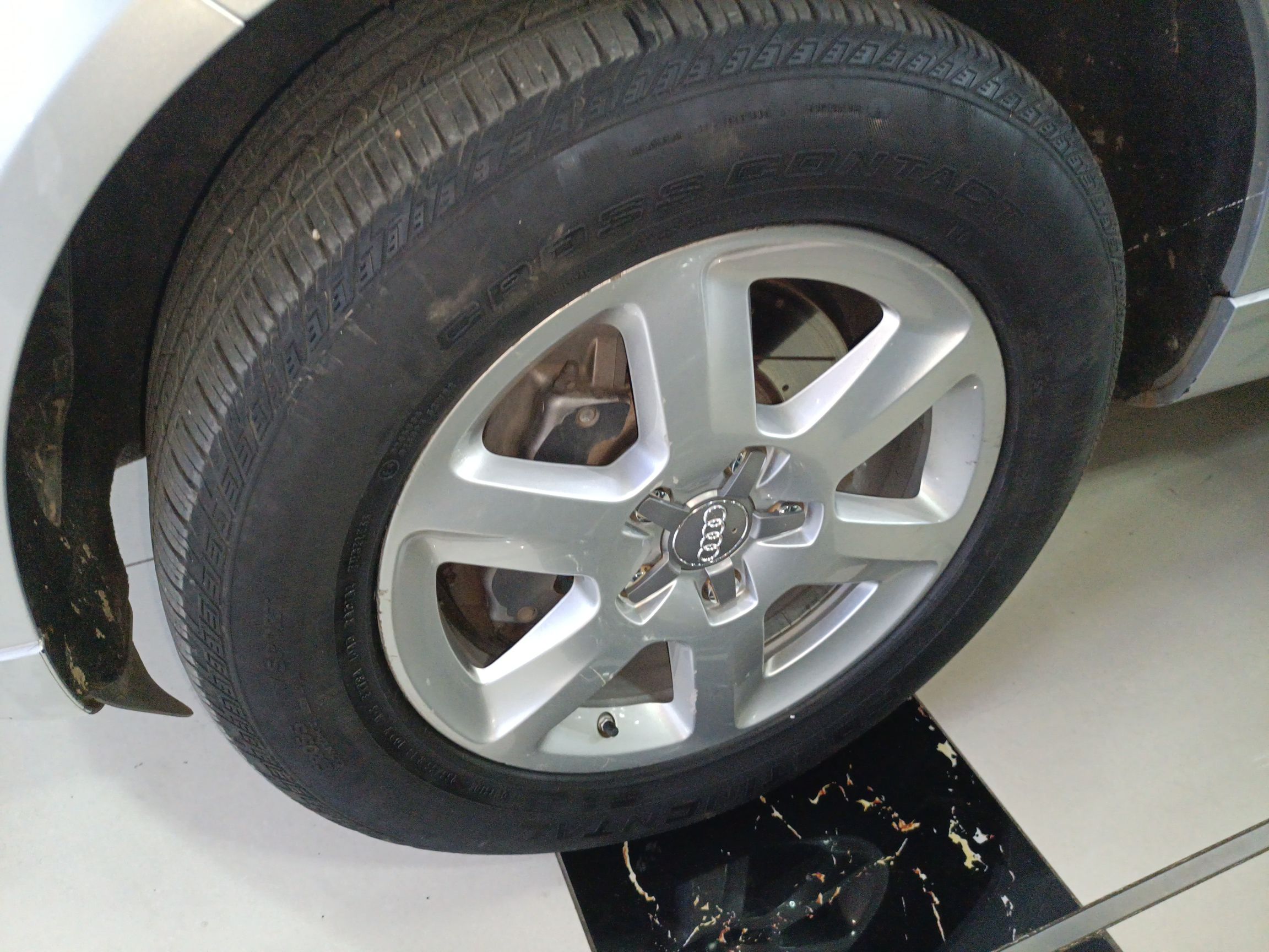 奥迪Q7 2011款 3.0 TFSI 进取型(200kW)(进口)