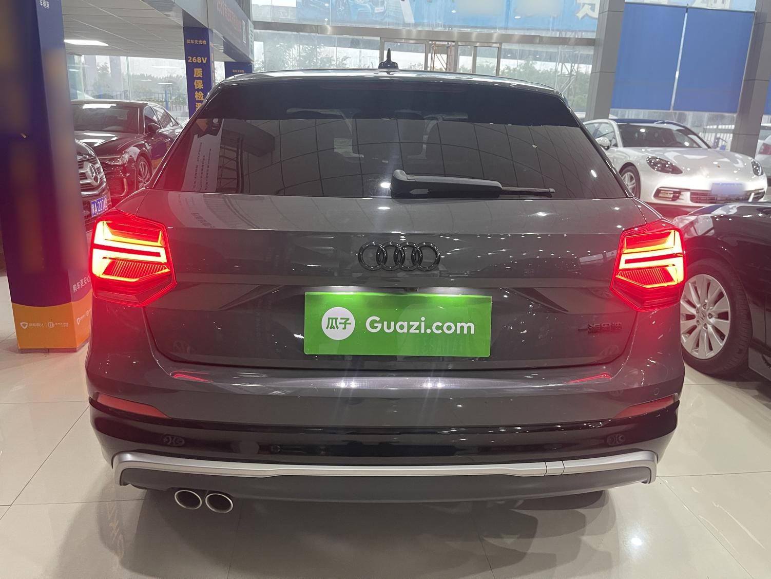 奥迪Q2L 2021款 35 TFSI 进取动感型