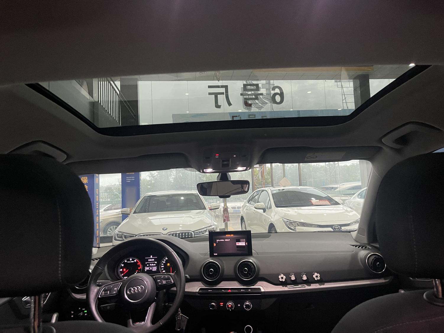 奥迪Q2L 2021款 35 TFSI 进取动感型