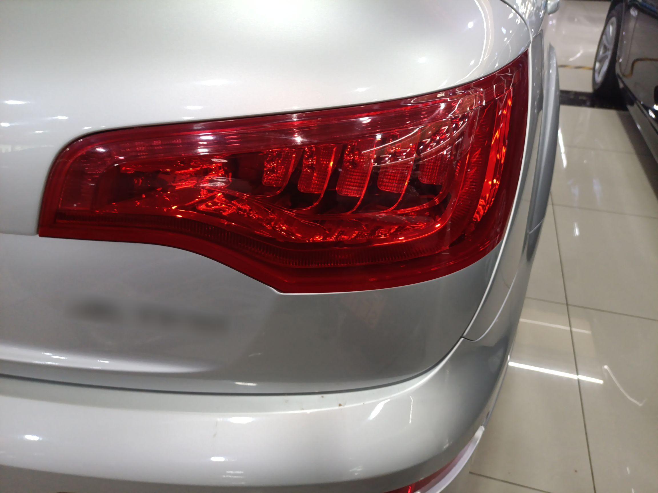 奥迪Q7 2011款 3.0 TFSI 进取型(200kW)(进口)