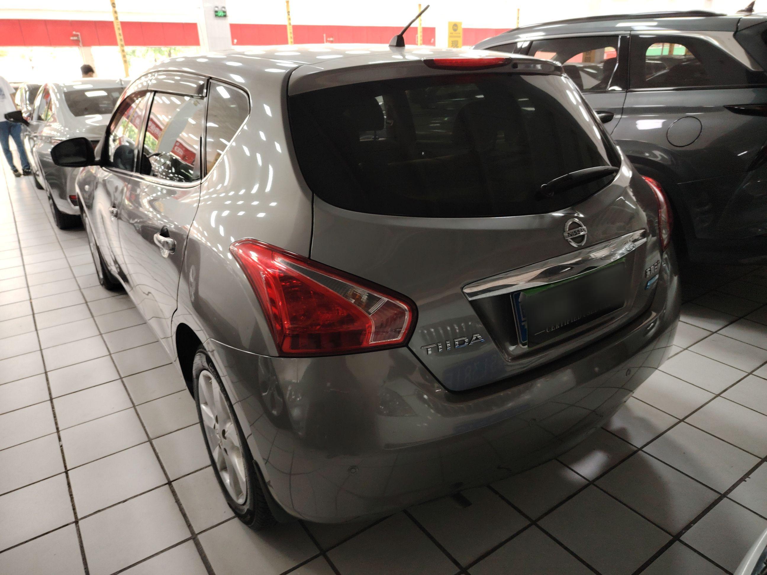 日产 骐达 2011款 1.6L CVT智能型