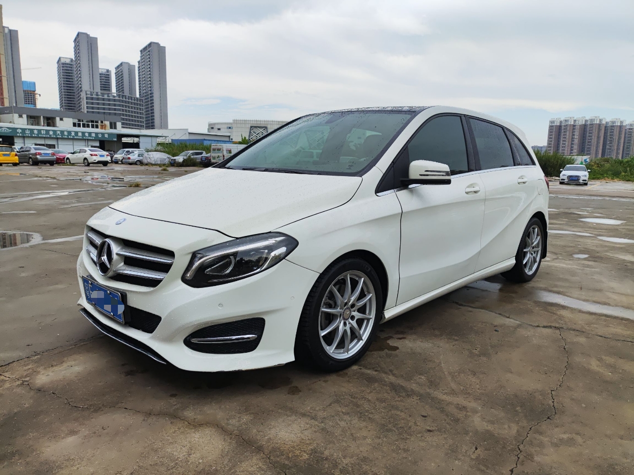 奔驰B级 2015款 B 200 动感型(进口)