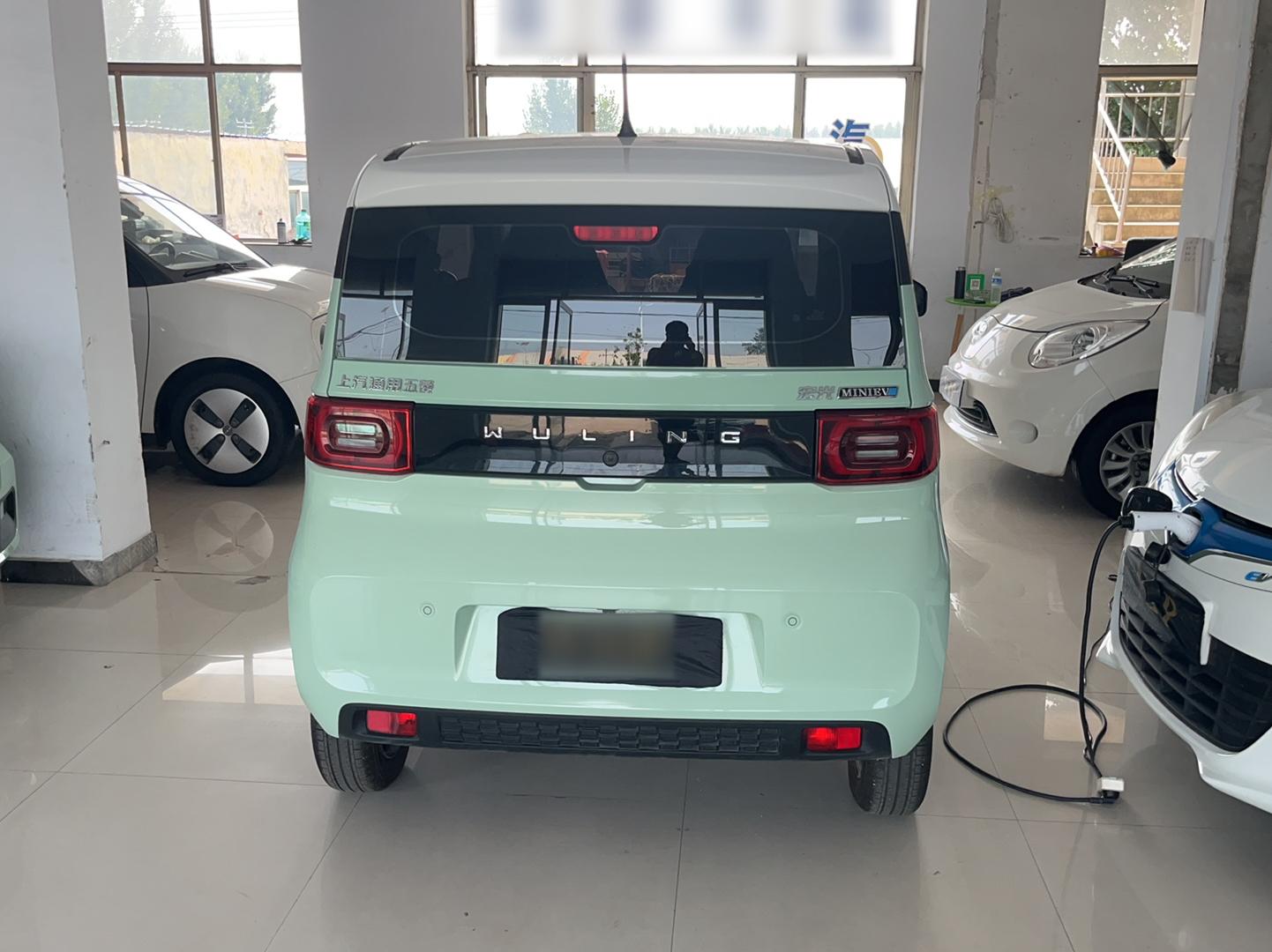 五菱汽车 宏光MINI EV 2021款 马卡龙时尚款 三元锂