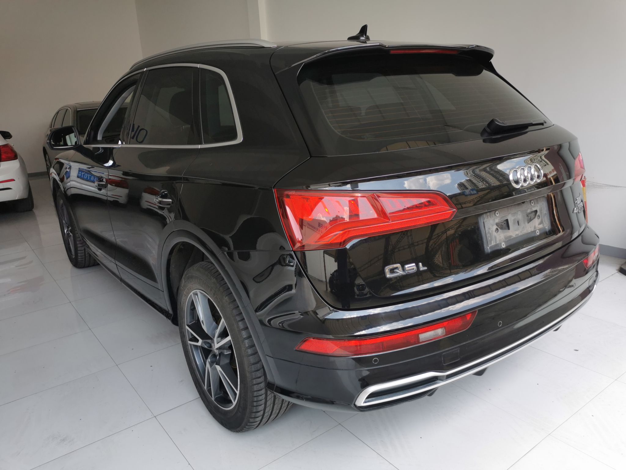 奥迪Q5L 2020款 改款 40 TFSI 荣享时尚型