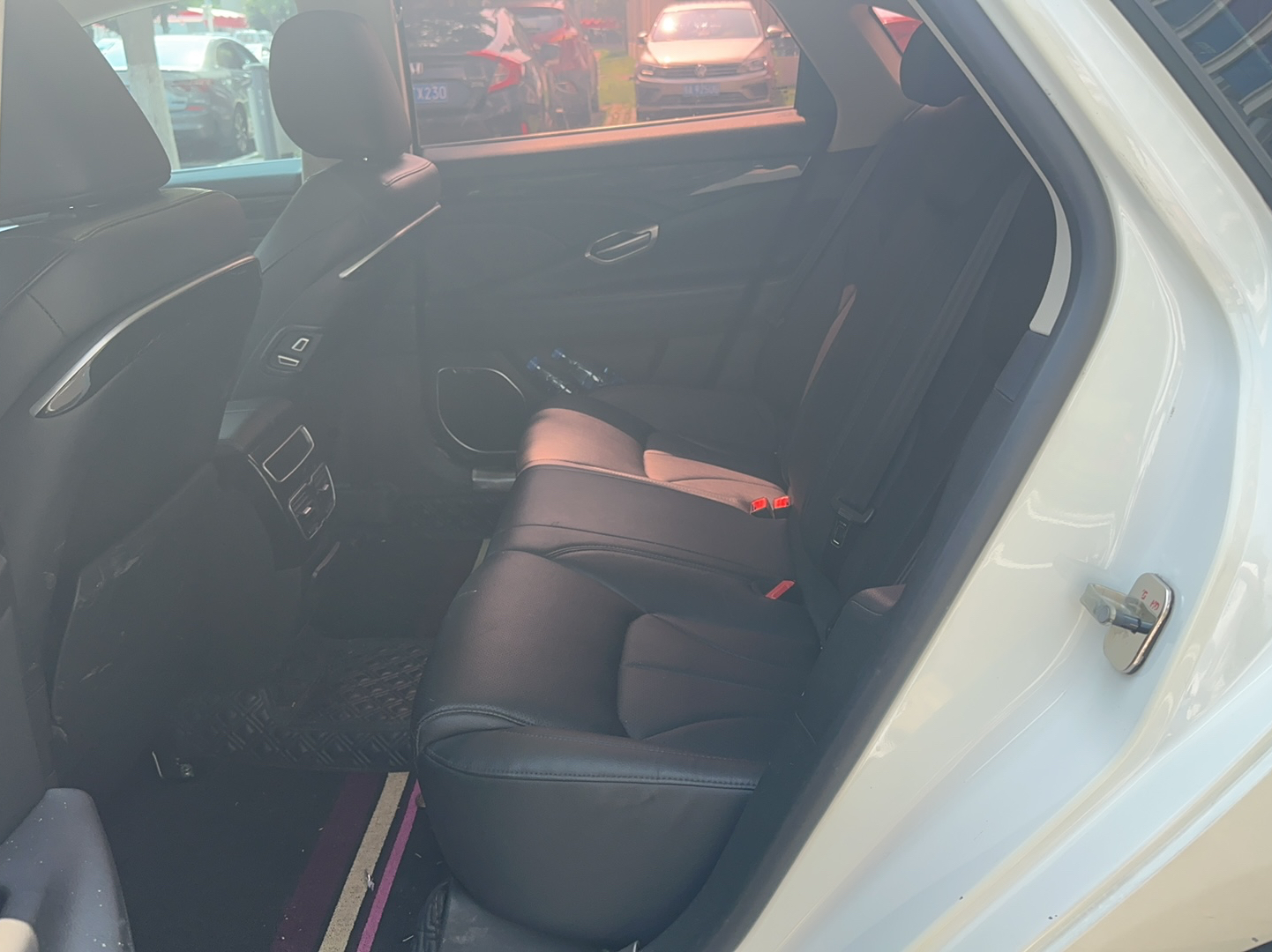 吉利汽车 博瑞 2015款 1.8T 尊贵型