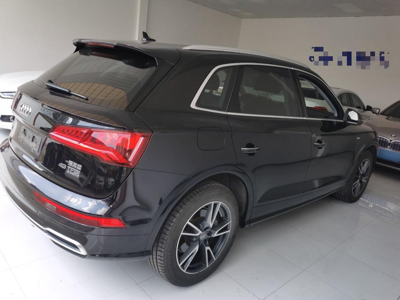 奥迪Q5L 2020款 改款 40 TFSI 荣享时尚型