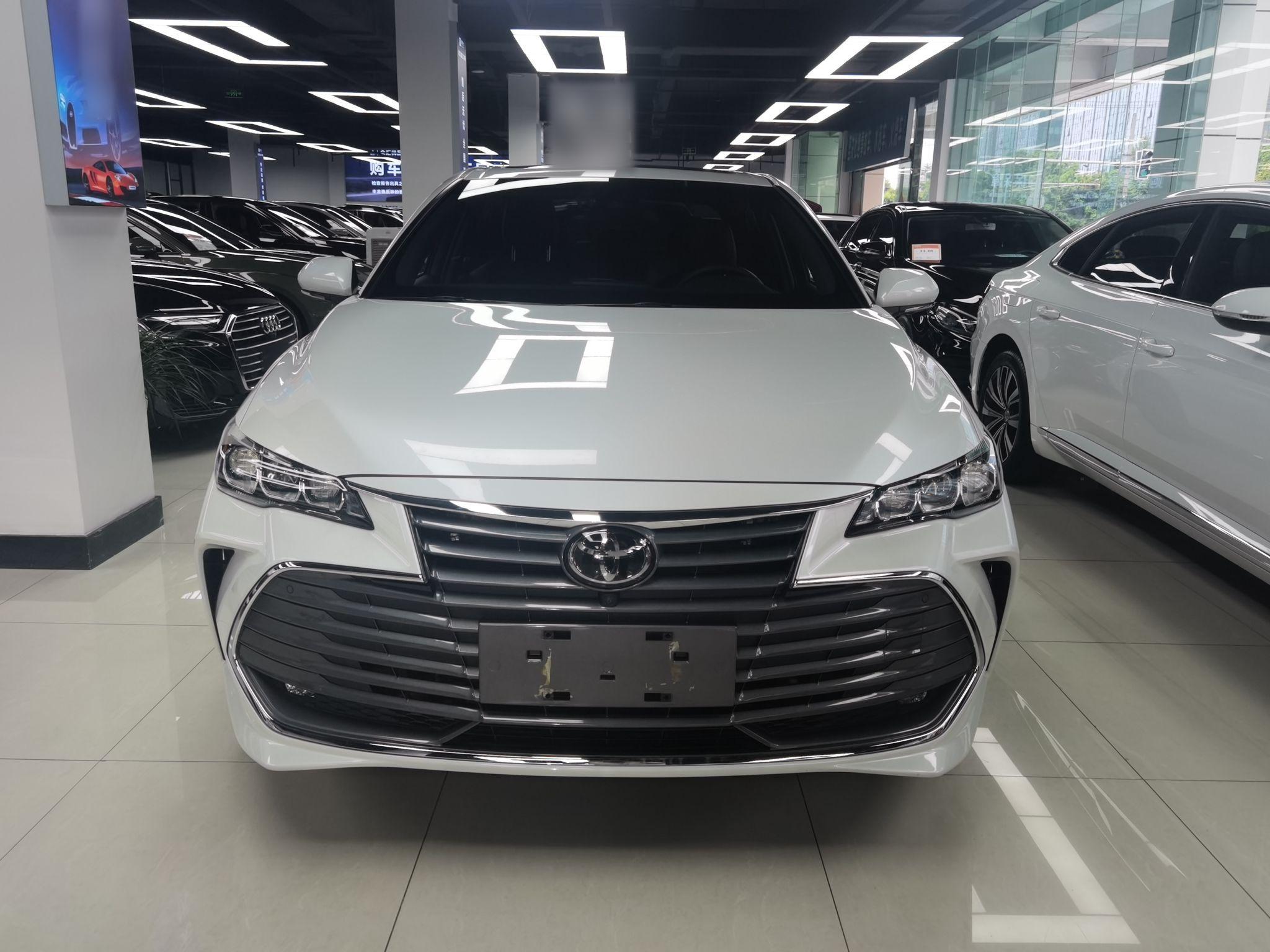 丰田 亚洲龙 2019款 2.0L XLE尊享版 国VI