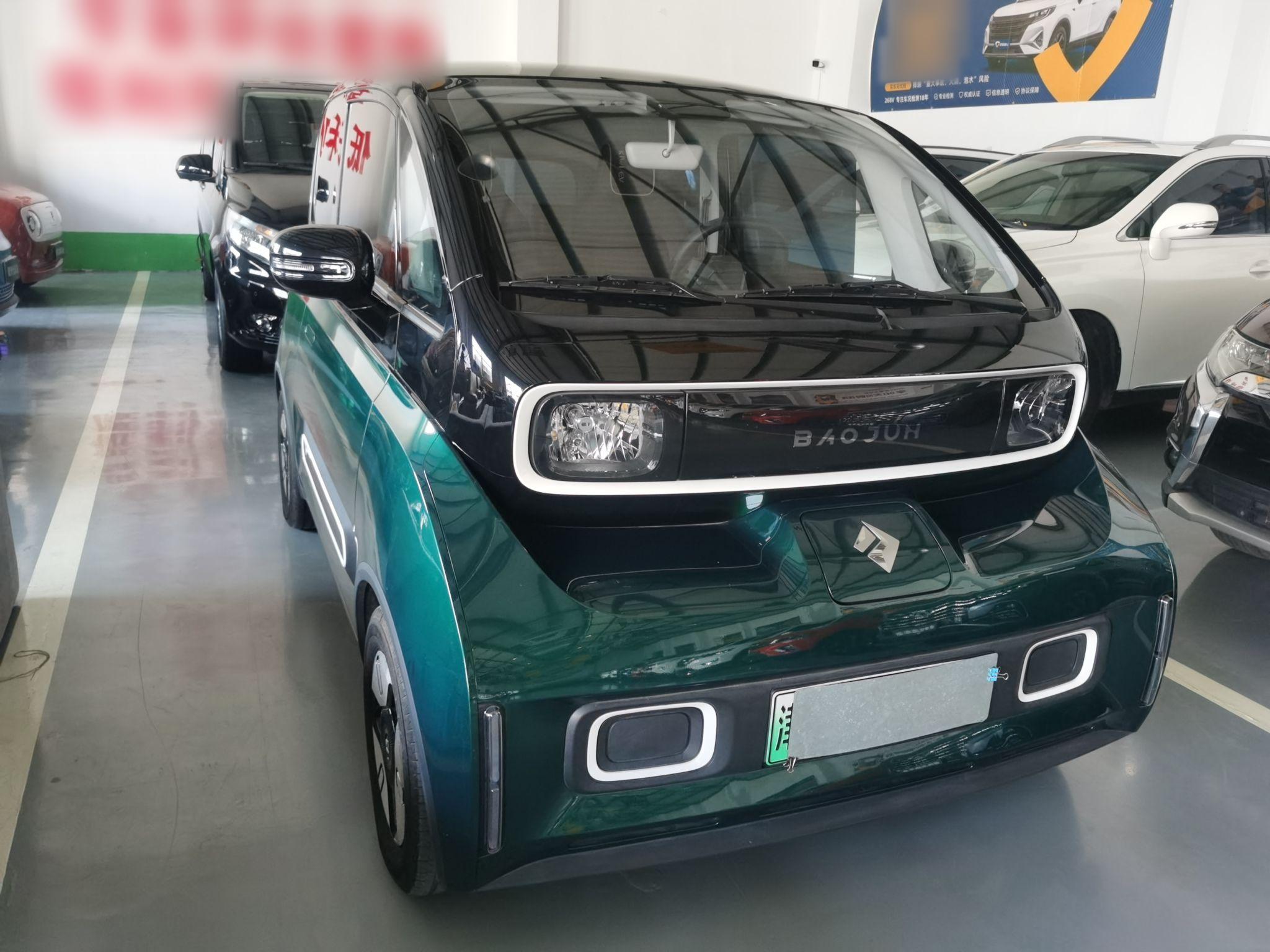 宝骏KiWi EV 2022款 设计师轻享版 磷酸铁锂