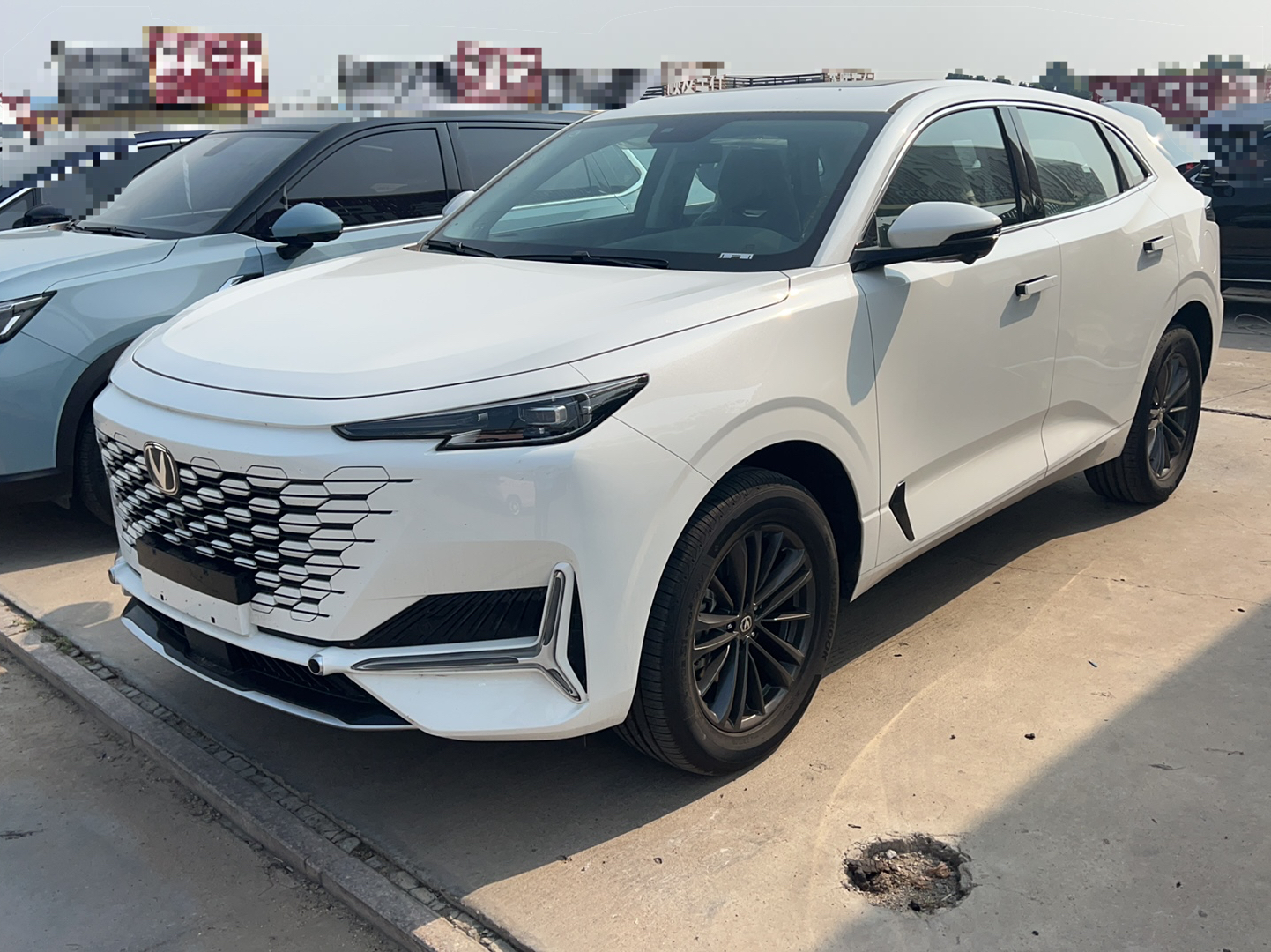 长安UNI-K 2023款 2.0T 两驱悦尚型