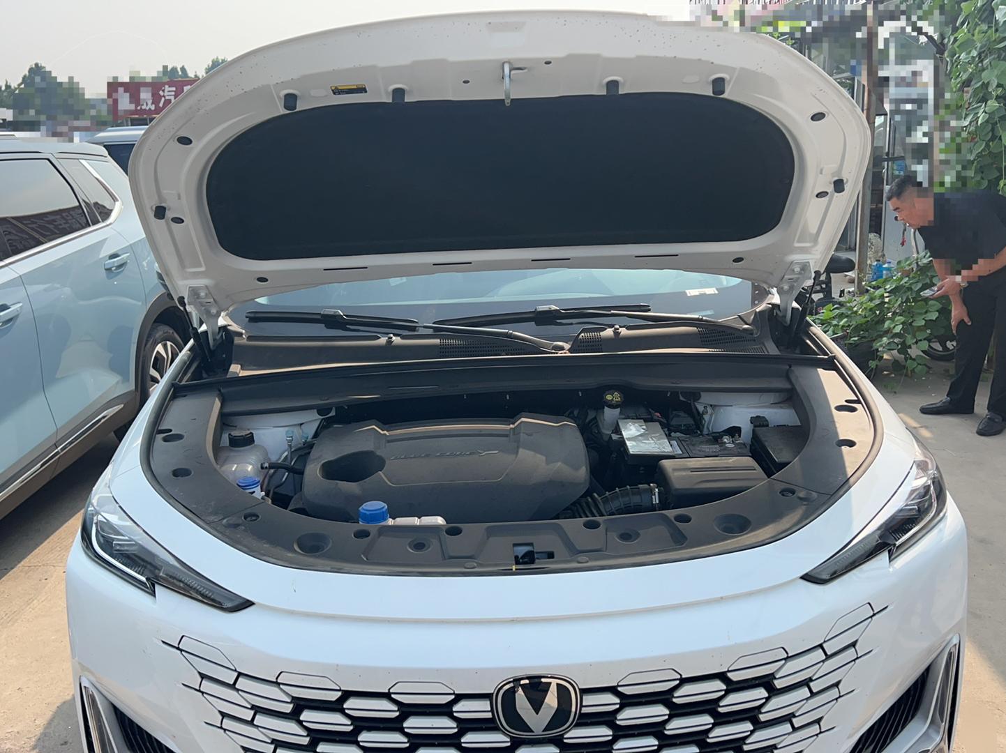 长安UNI-K 2023款 2.0T 两驱悦尚型