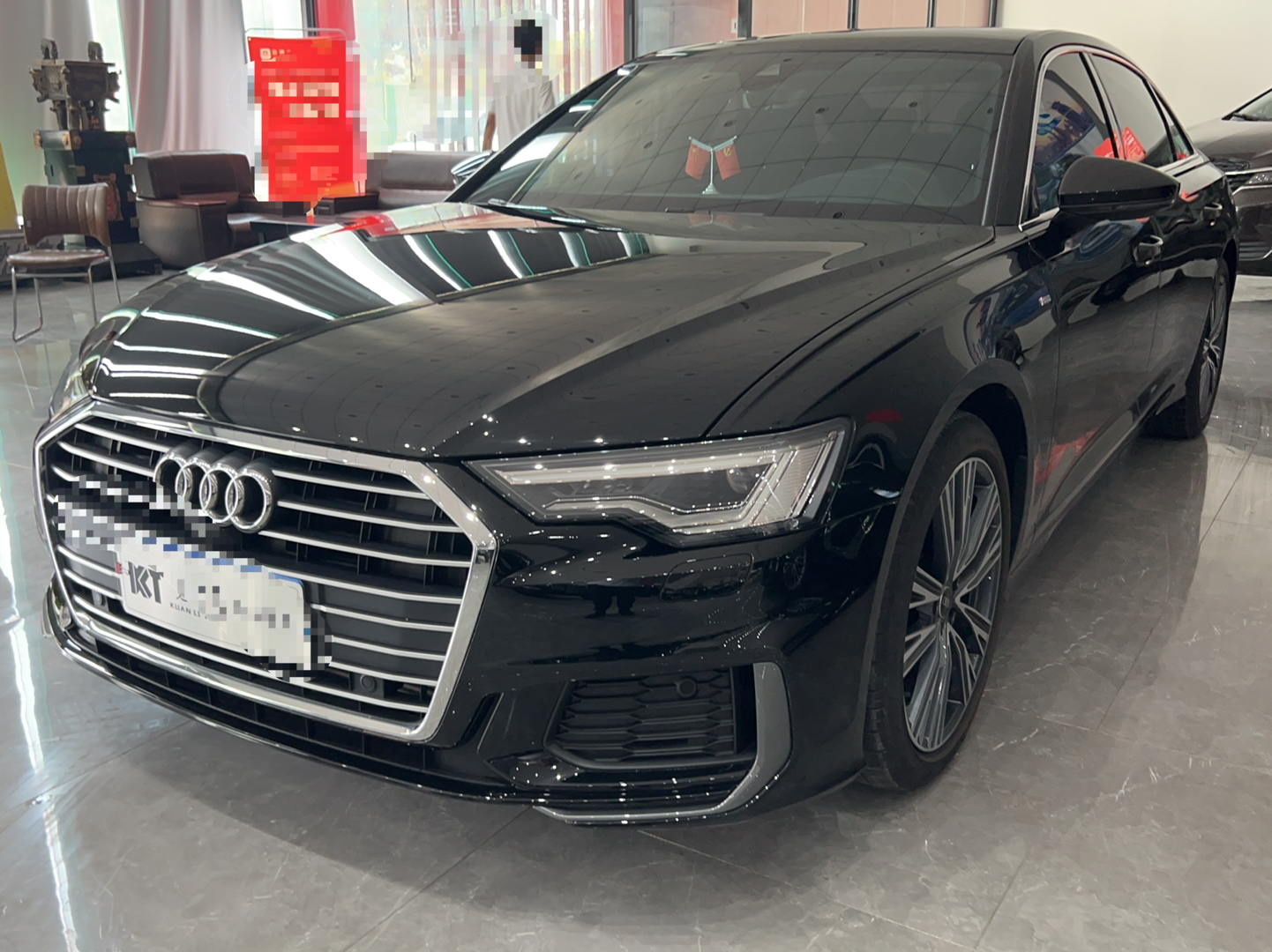 奥迪A6L 2022款 40 TFSI 豪华动感型